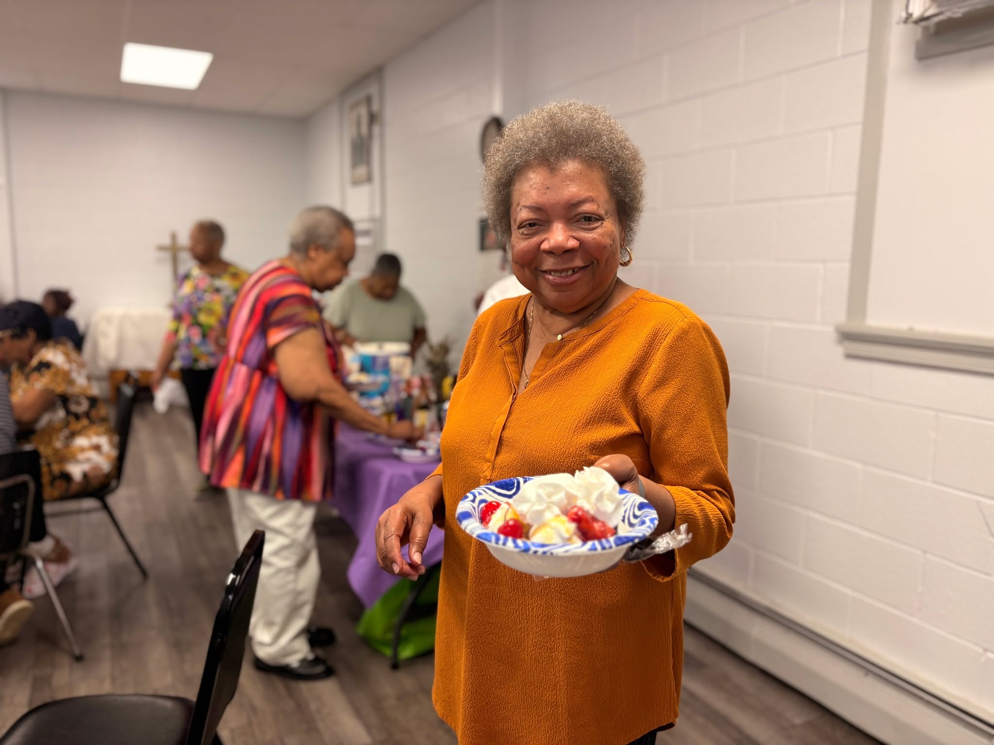 Our Older Adults celebrated National Ice Cream Month with a build-your-own ice cream sundae buffet! 🍨
After an energetic Zumba class, they laid out the toppings they'd brought in to share and took turns decorating their sundaes. The afternoon continued with card games, stories, and laughter. What a delicious way to keep cool! ☀️
#NationalIceCreamMonth #OlderAdults