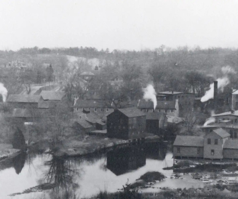 Let's take a walk with @historicnewtonma !
🗓 Thursday August 6th
🕔 6:00p.m.
📍 Saint Mary's Episcopal Church, 258 Concord St
St. Mary's will be featured as part of Historic Newton's Walking Tour, "Early Life and Industry in Newton Lower Falls"! Our own Lynn Farnell will be assisting with sharing details about St. Mary's history and role in our community. Sign up on our e-newsletter or with the link below⬇
#newtonma #CommunityEvent