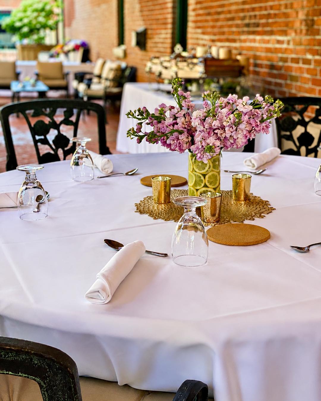 🎉 Birthday season is better in the garden.
Fresh air, beautiful blooms, delicious food, and the people you love—what more could you ask for? Whether you’re celebrating a milestone or keeping it simple, we’d love to host your summer birthday.🥂
Reserve your celebration with us today! 🌸🍽️