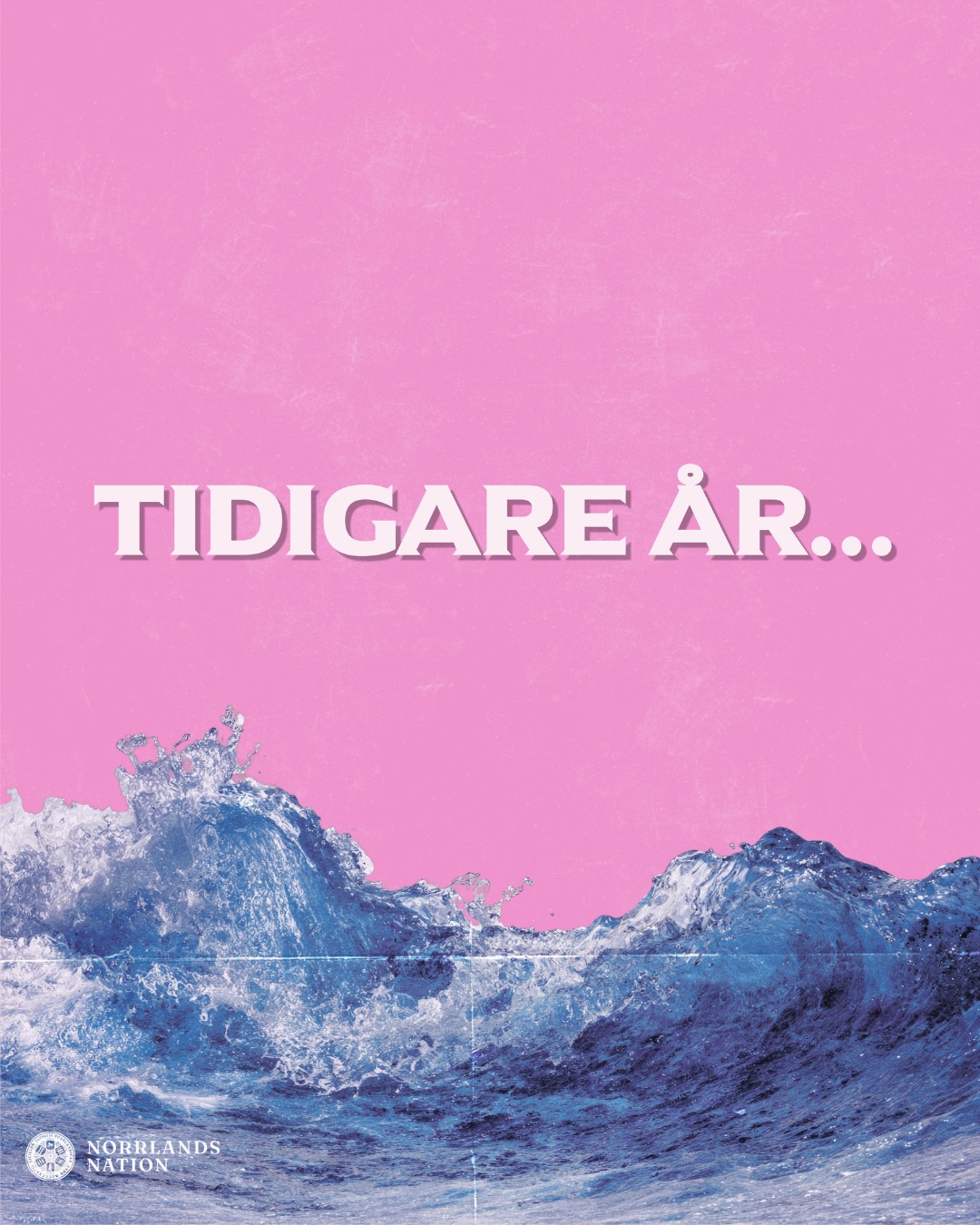 EN MÅNAD KVAR TILL RECCEFESTIVALEN 2026!
Hoppas ni är lika taggade som vi är! Om inte kanske en throwback från de två senaste åren kan hjälpa till på traven ⭐
Mer info om Reccefestivalens aktiviteter och lineup kommer snart - glöm inte att följa oss för att få den senaste informationen.
___
ONE MONTH LEFT TO RECCEFESTIVALEN 2026!
Hope that you are as excited as we are! If not, maybe a throwback from the past two years can help you on your way ⭐
More information about Reccefestival's activities and lineup will be available soon - don't forget to follow us to get the latest updates.