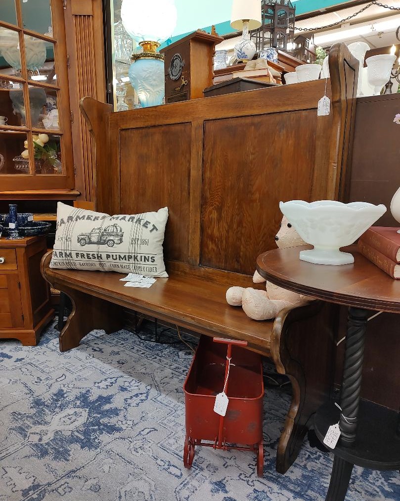 Stop in for some nostalgia and positive vibes!
โฎ๐๐
30200 Euclid Ave (Rt. 20), Wickliffe, OH 44092
Open THURSDAY through SUNDAY 10am-6pm