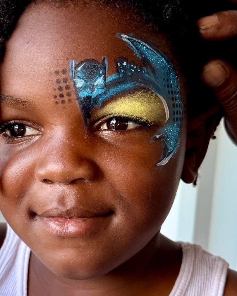 Waterproof face paint and BATMAN.
Waterproof face paint has such a different work up. It’s like going from watercolor to oil paints. These tiny details are a bit harder for me with that paint. But this still turned out super cool. And the kiddo was feeling pretty “I’m Batman” after that.
Each year, I get excited about using waterproof and airbrush for the hot season, and come Late August- I’m ready to get back to my water activated paint just in time for the spooky season.
#facepainter #facepainterlife #batmanfacepaint #waterprooffacepaint