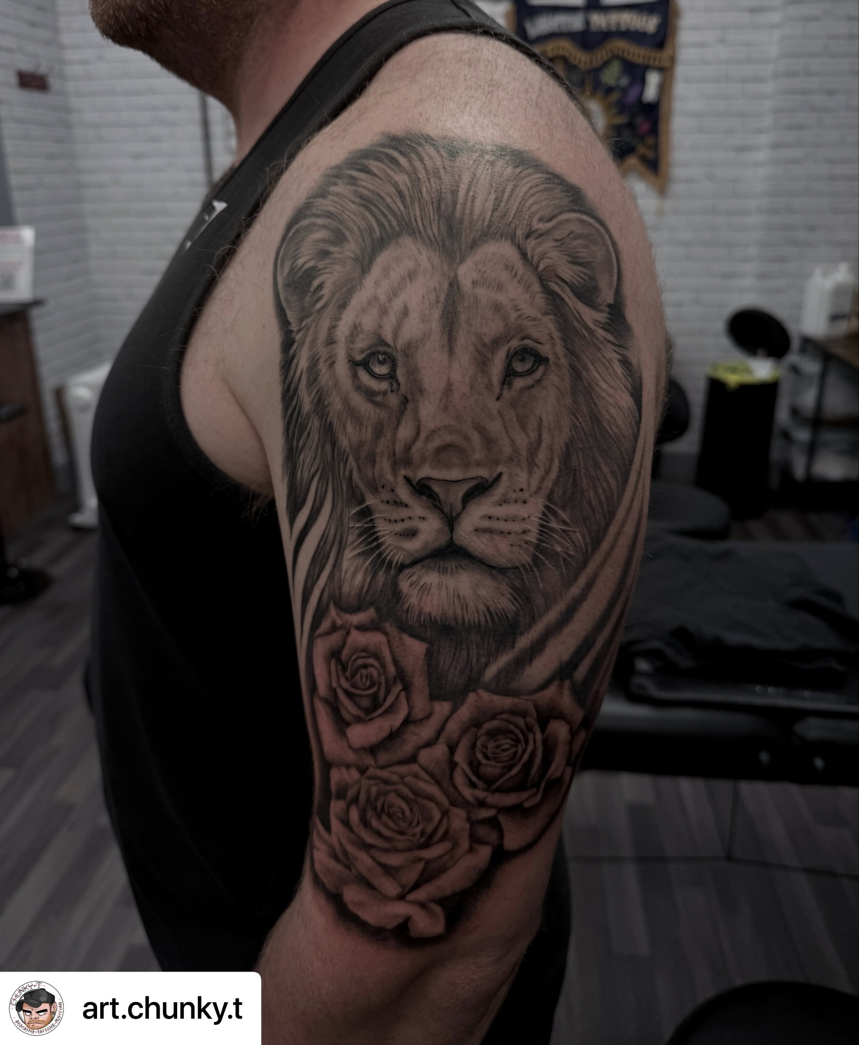 @art.chunky.t Building up Darrenās half sleeve today, adding some roses to this healed lion. Looking forward to building this out in a few weeks!