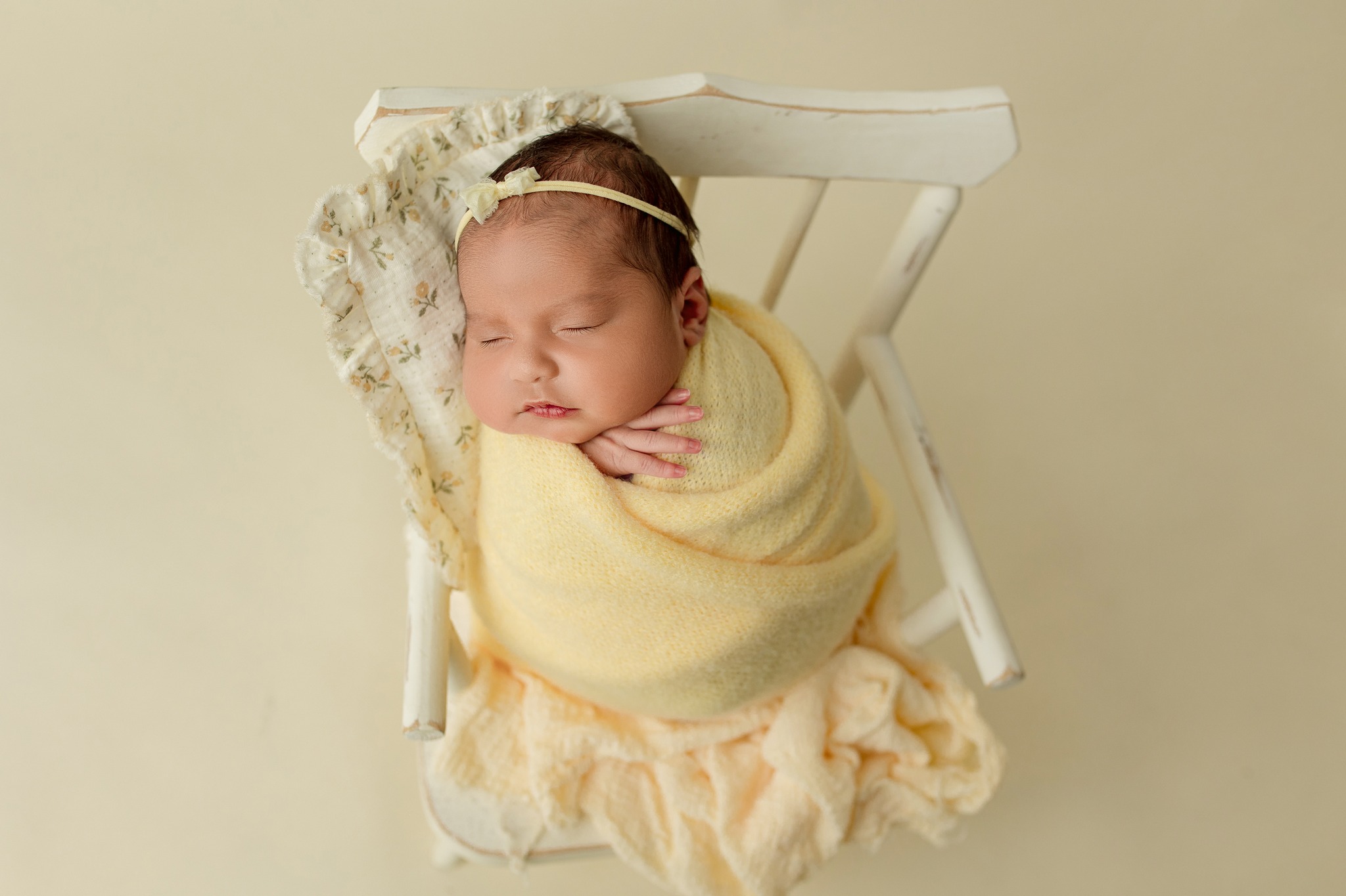 There is something about a brand new baby that feels like sunshine.
A fresh beginning.
A new chapter.
A love you never knew your heart could hold.
These first days are wonderfully quiet.
Tiny stretches.
Sleepy sighs.
Little fingers that instinctively reach for yours.
Before long, they'll outgrow your arms, the tiny chair, and the swaddle that once seemed so big.
But photographs have a beautiful way of letting us hold onto what time cannot.
Because they will never again be this little.
September–December newborn due dates are now open.
I'd be honored to help preserve your baby's first chapter.
—
Corpus Christi, Texas
Studio Newborn Photography
September–December 2026 Due Dates Now Booking
#CorpusChristiNewbornPhotographer #CorpusChristiPhotographer #CorpusChristiTX #CorpusChristiMoms #CorpusChristiBabies #SouthTexasPhotographer #NewbornPhotography #StudioNewbornPhotography #LuxuryNewbornPhotography #TheTinyThingsProject #BecauseTheyWillNeverAgainBeThisLittle #MotherhoodJourney #NewbornDetails #BabyPhotographer #TexasNewbornPhotographer #CorpusChristiSmallBusiness #JanelleMcDonnellPhotography