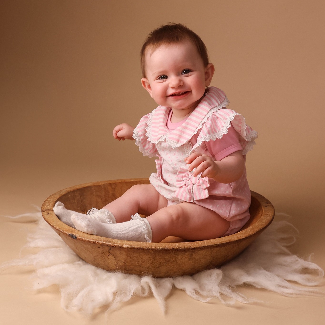 ❤️ Family memories made to last. ❤️
Those little smiles, big cuddles and precious moments deserve to be captured.
Book your family photoshoot and create memories you’ll treasure forever.
Get in touch to book yours!
#FamilyPhotoshoot #FamilyPhotography #FamilyMemories #CaptureTheMoment #BeautifulMemories