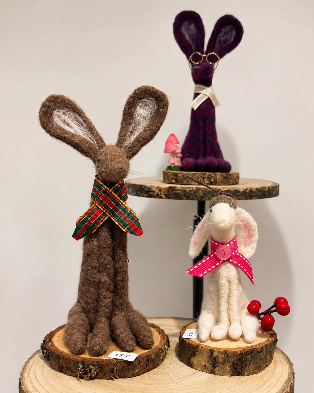 ❤️ FEATURE FRIDAY ❤️
This Friday, we’re turning the spotlight onto one of the talented artisans whose creations you can discover at Le Hibou Chic in Bellac. 🦉✨
Meet Denise Moss of Lazy Days Crafts — creator of these wonderfully quirky little needle-felted characters. 🐭🐰❤️
And honestly… how could you walk past these faces without smiling? 😂
Each one has its own personality — from elegant little mice and colourful hares to some rather distinguished-looking characters who seem to have a whole story of their own! 👓📖
These aren’t mass-produced decorations. They’re individual handmade creations, full of tiny details, character and humour — exactly the sort of pieces we love having at Le Hibou Chic.
They make gorgeous little gifts 🎁… although we suspect quite a few are bought with every intention of being given away and somehow never quite make it! 😂
📍 Available at Le Hibou Chic, Bellac
So, we have to ask…
Which one would you take home? 👀
🐰 One of the hares
🐭 The little mouse
🩰 The ballerina
❤️ Or could you simply not choose?
Pop into Le Hibou Chic and meet them in person — but be warned, they’re rather difficult to resist! 😉
Kirsti & Orson 🦉
✨ Re-loving Forgotten Gems & Celebrating Local Creativity
#LeHibouChic #FeatureFriday #Bellac #HauteVienne #LazyDaysCrafts #DeniseMoss #LocalArtisan #LocalArtist #NeedleFelting #FeltArt #HandmadeInFrance #HandmadeGifts #ArtisanMade #UniqueGifts #SupportLocalArtisans #ShopLocal #MadeInFrance #NouvelleAquitaine #ArtisanatLocal