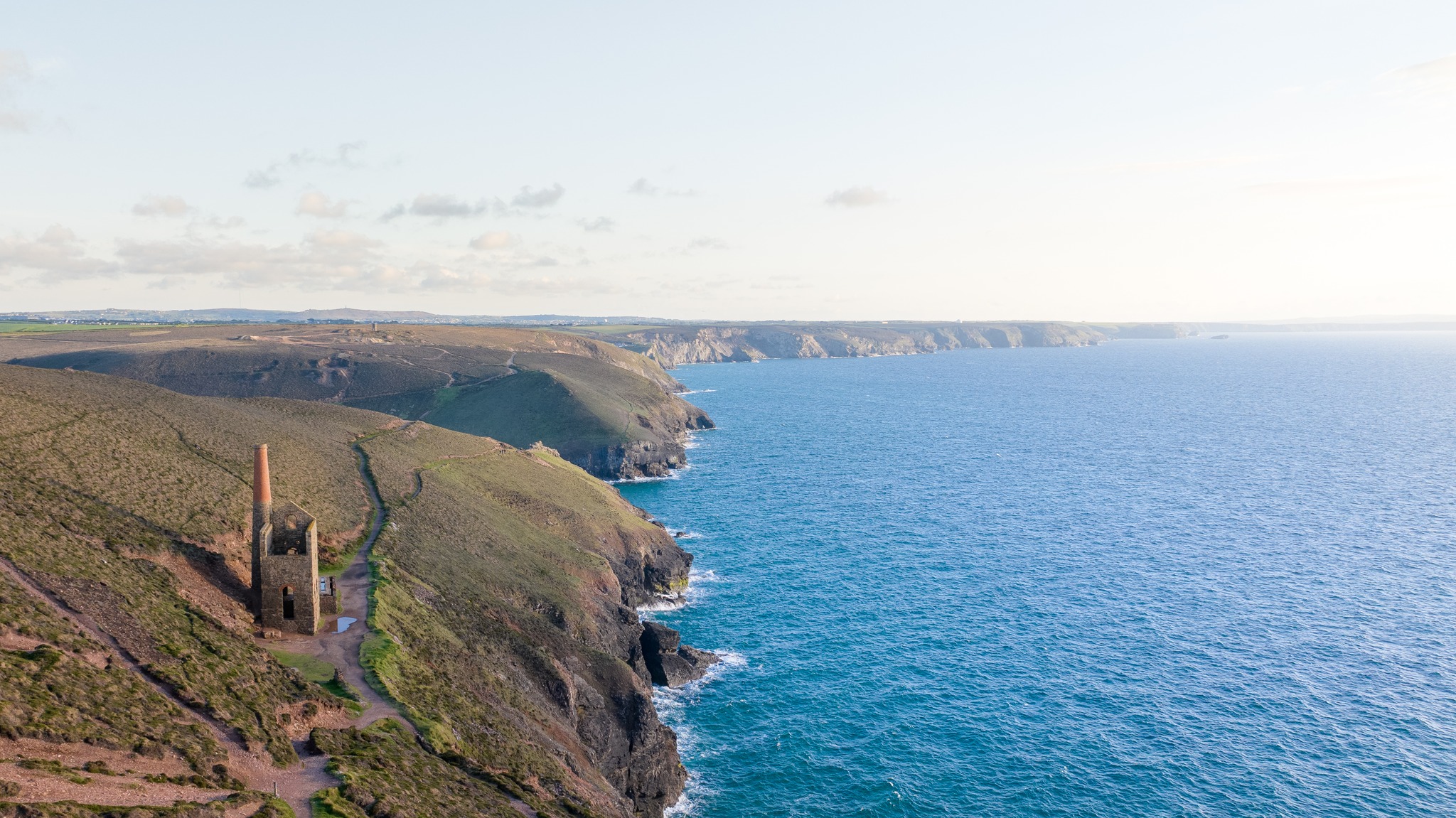 🌅 Arguably the best view for a sunset.
There’s standard golden hour, and then there’s watching the sun dip over this historic tin mine. Cornwall showing off as always! ✨
📍 Wheal Coates, Cornwall
🚁 DJI Mavic 3 Pro Cine
#Cornwall #WhealCoates #DronePhotography #UKCoast #SunsetLovers #AerialView #VisitCornwall