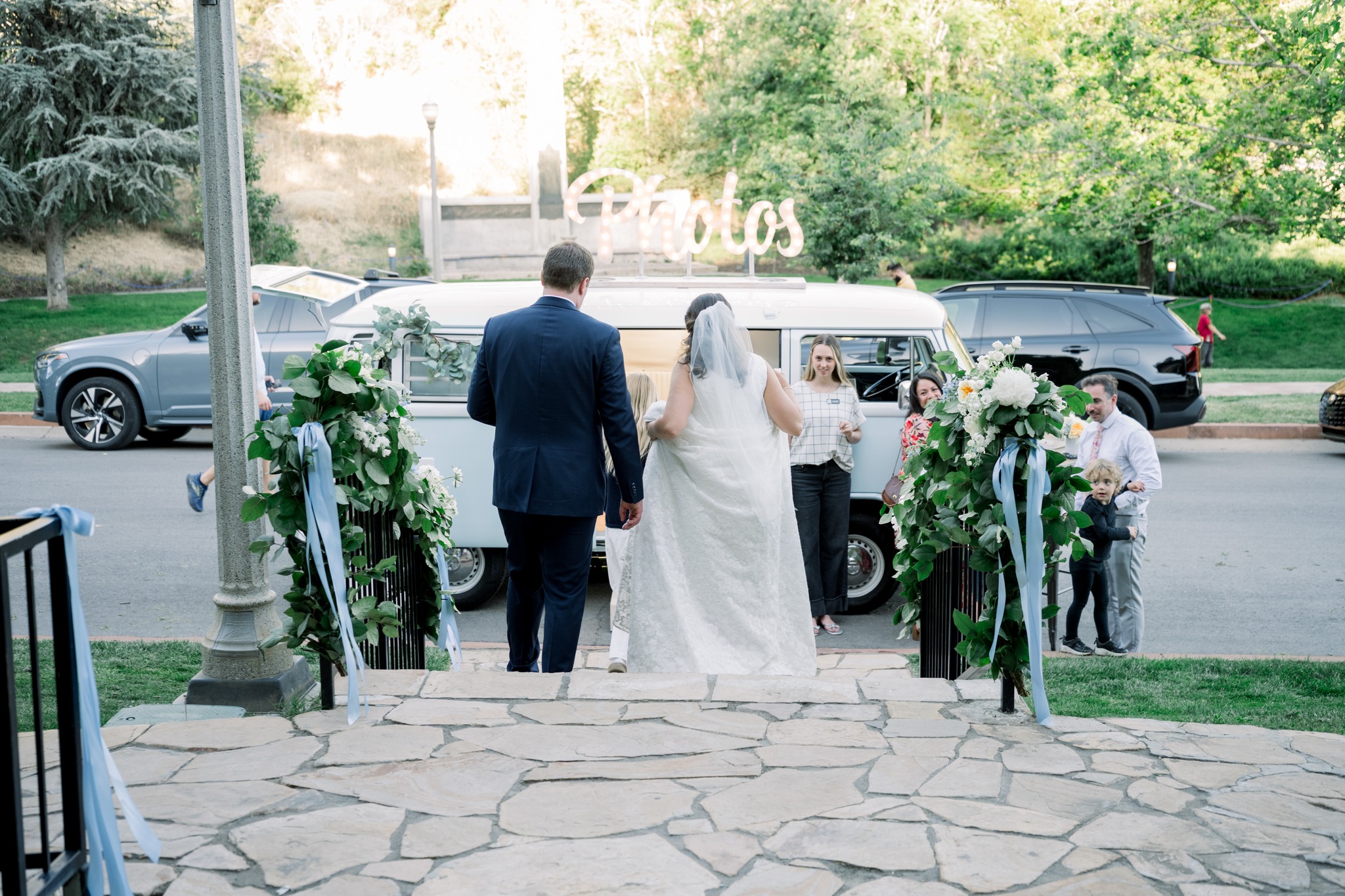 We love when the Photobooth Bus comes to Memorial House! Such a fun addition to have at any event!
Photographer: @kristinacurtisphotography
Planner/Florist: @amandachapmandesign
Photobooth: @photoboothbus
#utahweddings #utahweddingvenue #slcweddingvenue #slcbride #utahbride