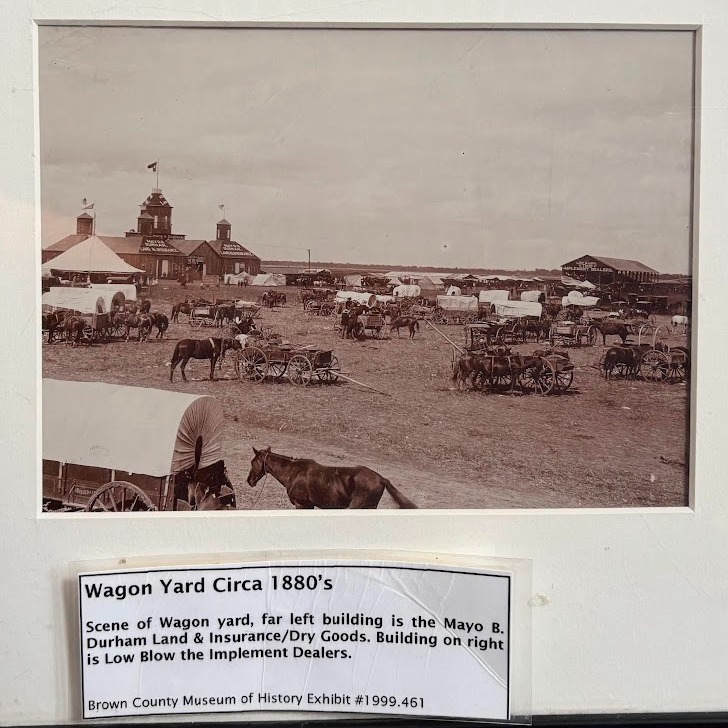 BROWNWOOD, THEN
Before automobiles and paved parking lots, wagons were an essential part of everyday life. This photograph shows a Brownwood wagon yard circa the 1880sâa place where travelers could bring their wagons and teams while conducting business in town.
Take a good look at this photograph. What do you notice? đ
We'd love to hear what you see in this glimpse of Brownwood's early days.
#whenthewestwaswild #browncountymuseumofhistory