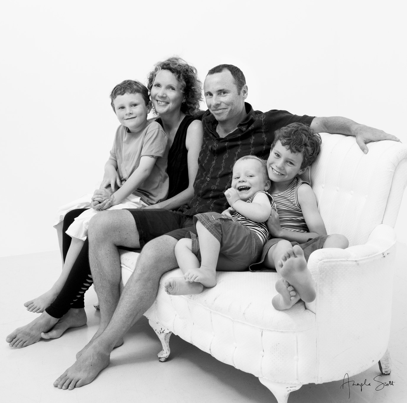 Family professional image making is important to do once in a while. This family was photographed in 2011, so their boys will be teenagers and early 20's now. It's timeless and only one upfront cost to have this art piece for all time; generations will enjoy it. What I offer is very price-efficient, no matter what you spend upfront, it's a deal for the longevity of the product. #familyprofessionalphotos #familyprofessionalphotography #familyprofessionalphotographer #angelascottphotography #getaroundtoitsomeday #angelascottphotographers #angelascottphotographer #angelascottphotographyinauckland