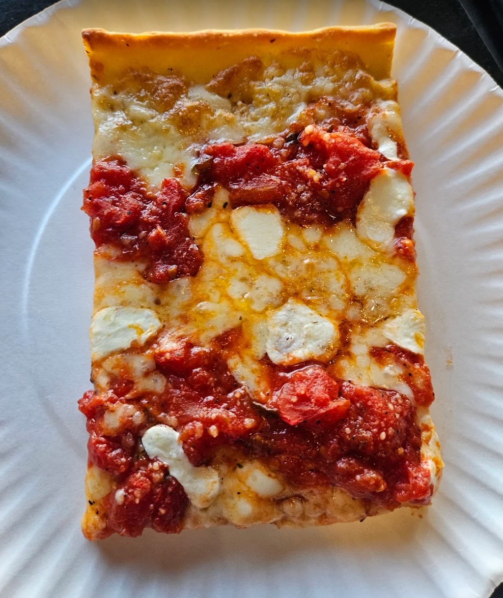 slice of the day. π
NONNA - βGrandmaβ thin crust square with plum tomato, mozzarella, garlic & herbs. get it before it's gone.
π 102 Church Hill Rd Β· open 11amβ9pm
π 203-304-1304
#GinosParlor #SliceOfTheDay #SandyHookCT #FreshPizza