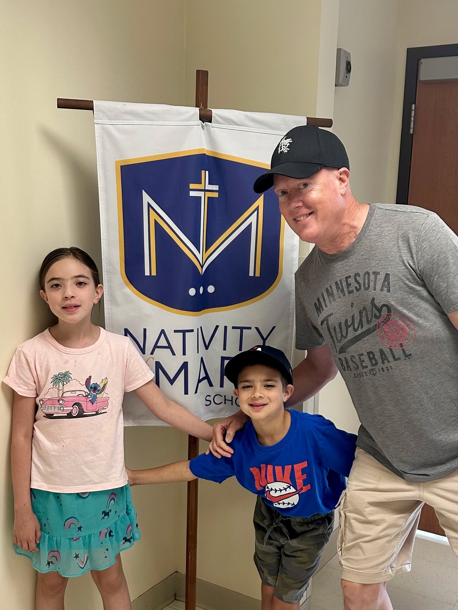 What fun welcoming Nativity alum Chris Wittman back for a visit today with his two children! 💙💛
Chris and his family currently live in Spokane, Washington, and we loved having the opportunity to show his children around and share how the school has changed since his Nativity days.
It’s always special when our alumni come back to visit. Once a Knight, always a Knight! Safe travels and visit again soon!
#NativityofMarySchool #NativityKnights #OnceAKnightAlwaysAKnight #NativityAlumni #CatholicSchoolCommunity
