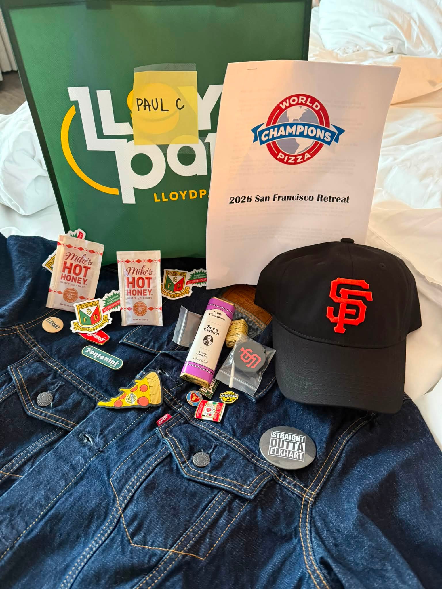 Flew into San Francisco yesterday with my daughter Carmela M Williams to meet up with our World Pizza Champions team/family. What a welcome!!!
Thank you to all our sponsors that made this possible! Looking forward to learning more this week at our retreat and bringing out knowledge back to Elkhart!! @LloydPans
#LiveInLevis