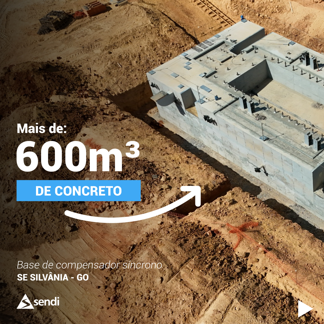 Projetos de grandes escalas? Temos! Dá uma olhada nessa base de compensador síncrono que utilizou mais de 600m³ de concreto... Ele faz parte de um grupo de compensadores que irão compor a SE Silvânia, um mega projeto localizado no Estado de Goiás. Ela será uma subestação de ultra alta tensão de 800kV, que vai levar energia para mais de 12 milhões de pessoas. 🚀💙⚡
#sendi #engenharia #préfabricados #construção #obras #projetos #subestação #silvânia