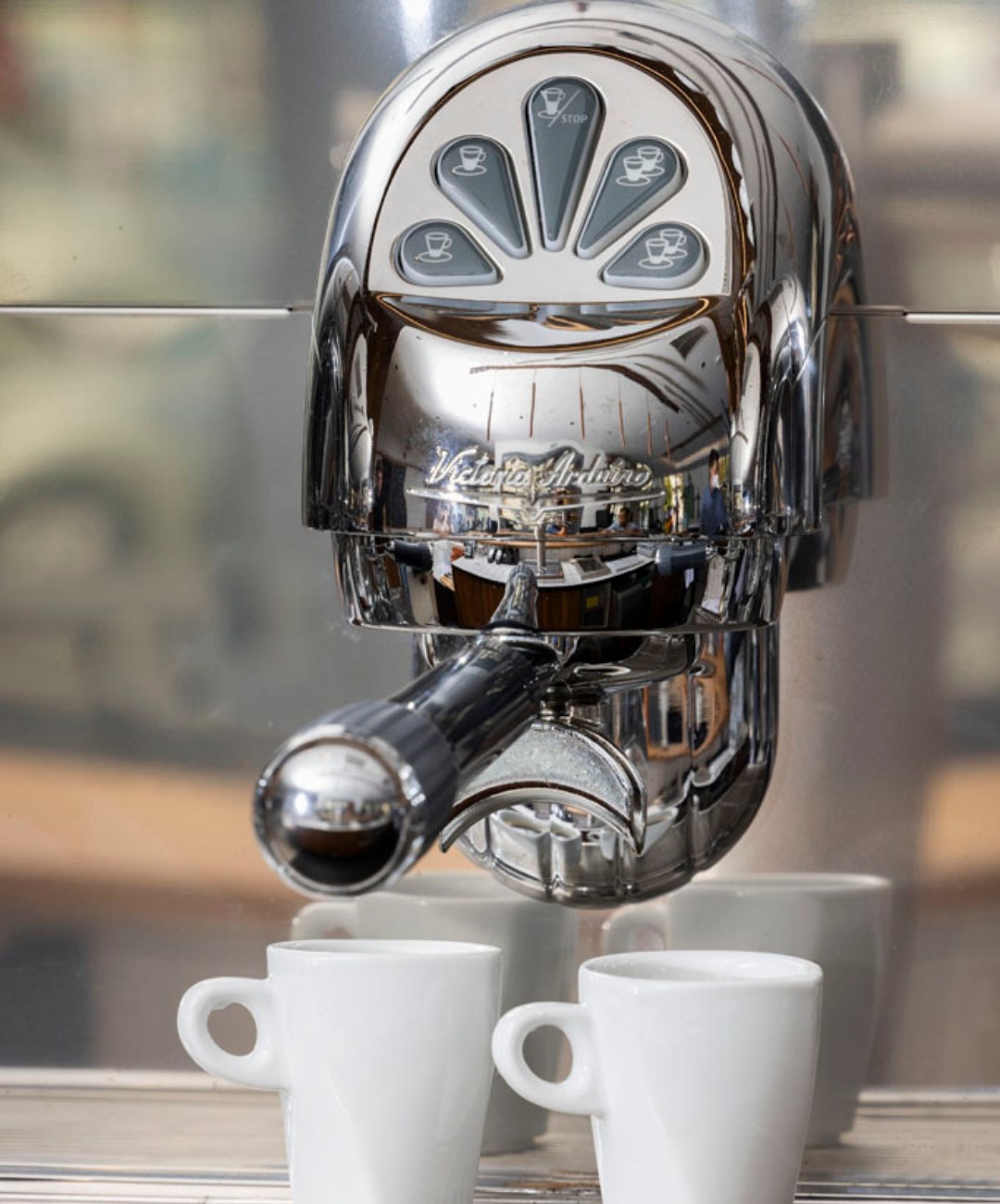 Aujourd'hui c'est la journée internationale du café ☕
Vous avez besoin d’un coup de fouet pour finir la semaine ?
Faites une pause au Bistrot Saint Jean et rechargez les batteries autour d’un bon café.
Espresso intense, café allongé ou cappuccino gourmand : choisissez votre boost et repartez du bon pied pour la dernière ligne droite !
👉 Parce qu’une petite pause café peut faire toute la différence.
📍 Mercure Bordeaux Centre Gare Atlantic
#BistrotSaintJean #PauseCafé #CoffeeTime #CaféBordeaux #GareSaintJean #Boost #journéeinternationaleducafé