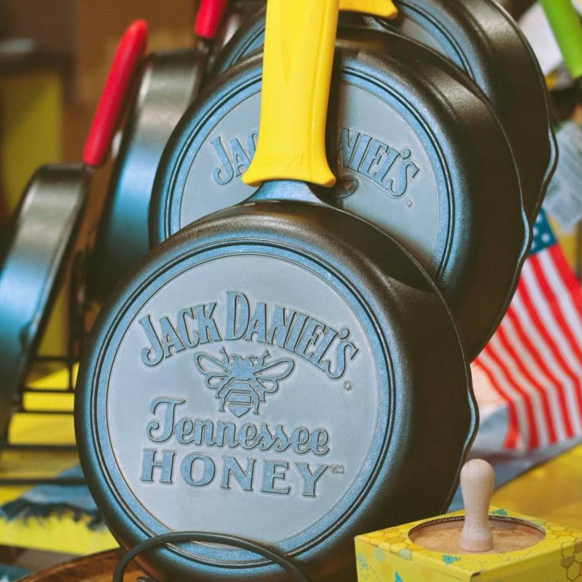Did you know ⁉️
Lodge Cast Iron has been around since 1896!
During the Great Depression, to stay afloat & keep employees employed, they also produced things like garden gnomes instead of just cookware!
#lynchburg #LynchburgTn #VisitLynchburgTN #LynchburgTN