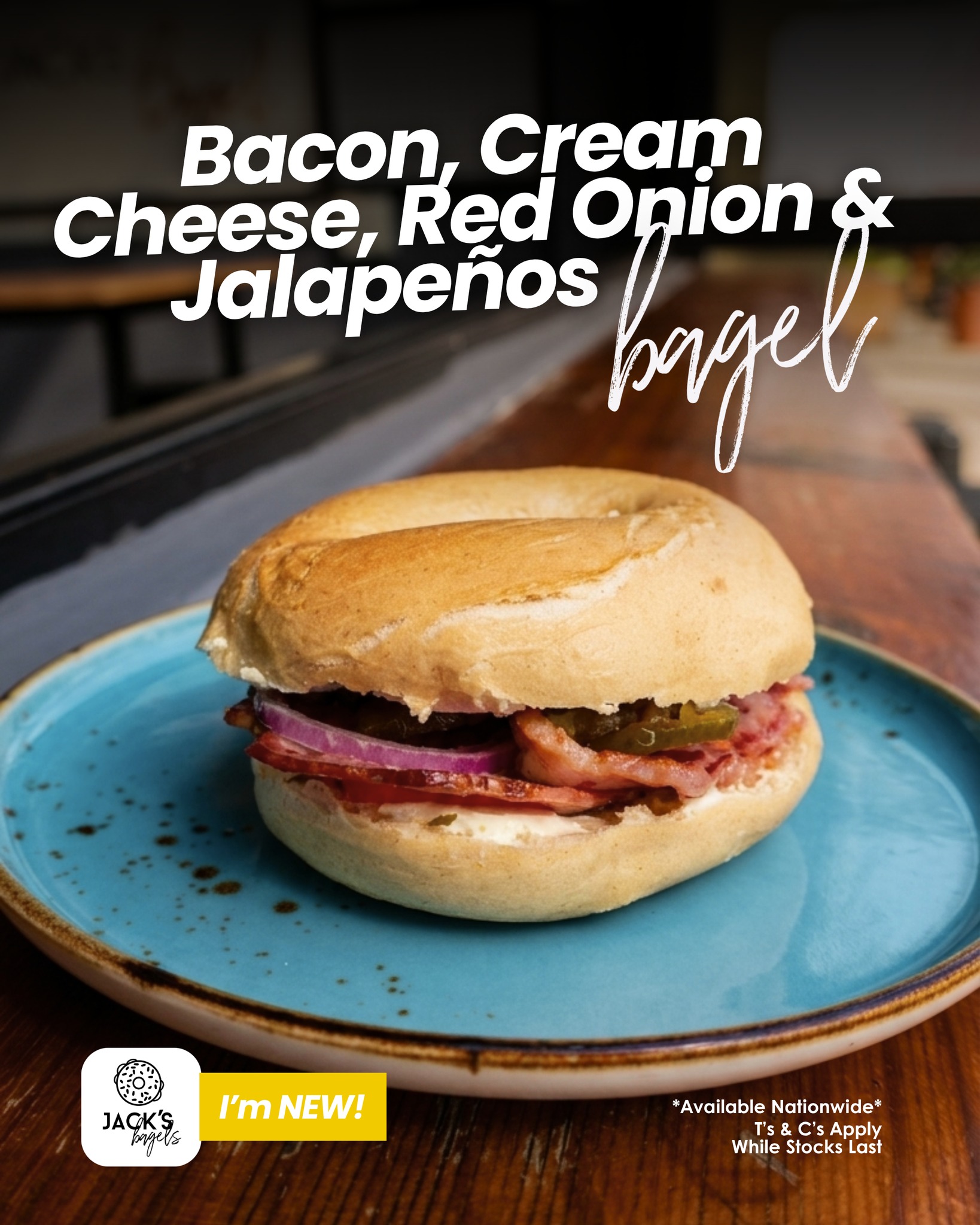 Meet the newest bagel on the block 🥓
Bacon, cream cheese, red onion and jalapeños come together for the perfect creamy, salty and spicy bite. Try it at your nearest Jack’s while stocks last.