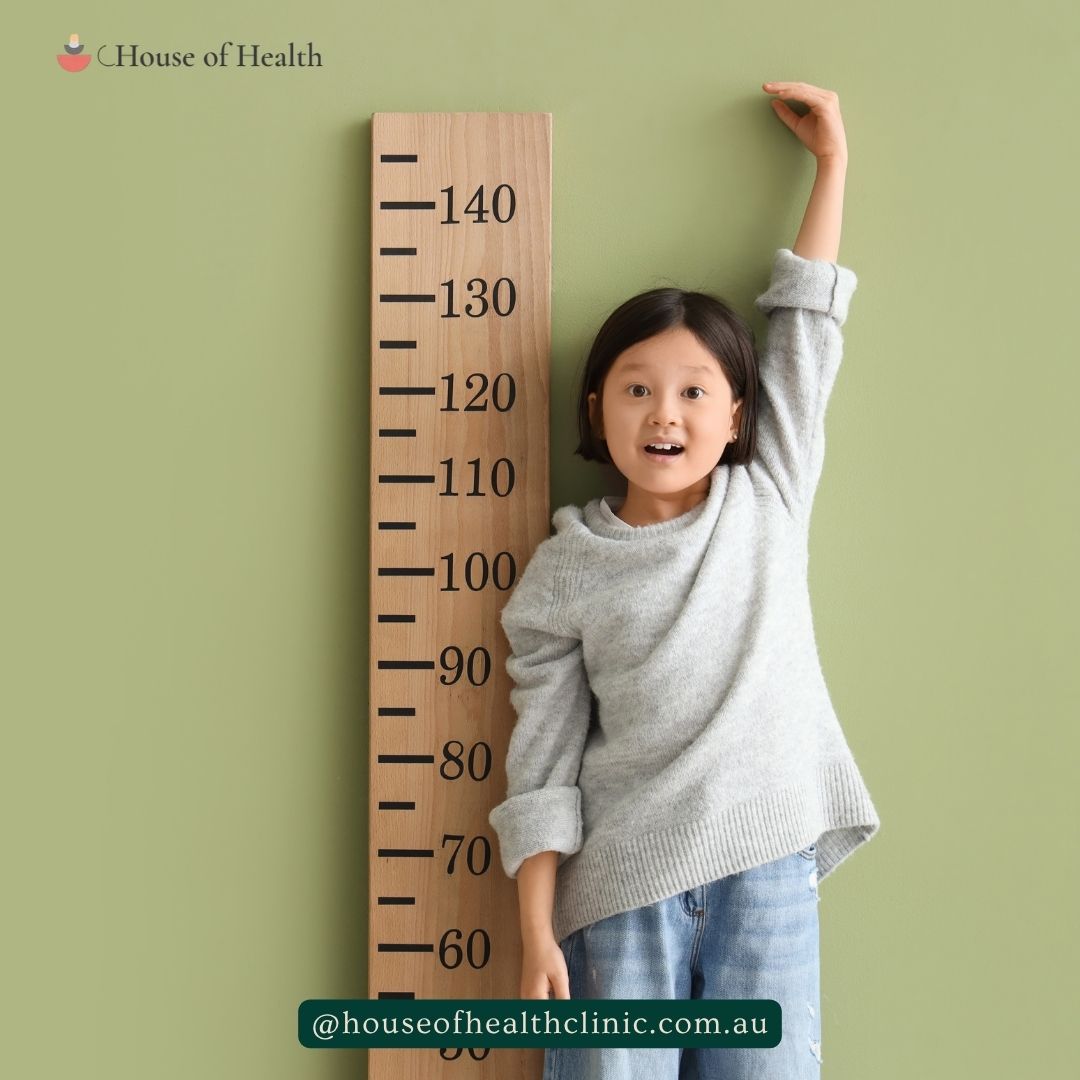 GROWING PAINS AREN’T ACTUALLY CAUSED BY GROWING—AND 4 MORE MYTHS PARENTS SHOULD KNOW
“My legs hurt” is a common complaint during childhood—but not every leg ache should automatically be dismissed as growing pains.
Despite the name, research has not shown that growing pains are caused by bones growing. Their exact cause remains uncertain.
Typical growing pains often affect both legs, occur in the evening or at night, come and go, and settle by morning. They don’t normally cause a limp or limit daytime activity.
HERE ARE 4 MORE COMMON MYTHS:
MYTH: Any leg pain in a growing child is normal.
Not every childhood leg pain is a growing pain. The timing, location, pattern and effect on the child’s movement all matter.
MYTH: Growing pains cause limping.
A limp, refusal to walk or difficulty bearing weight is not typical and should be appropriately assessed.
MYTH: Growing pains occur inside the joints.
They are usually described in the muscles of the legs. Joint swelling, redness, warmth or restricted movement requires medical attention.
MYTH: Parents should simply wait for the child to grow out of it.
Typical growing pains often resolve over time, but persistent, worsening or unusual pain should not be ignored.
But not every childhood leg ache is a growing pain.
A registered chiropractor can assess a child’s musculoskeletal function—including their movement, muscles and joints—to help determine whether the symptoms are appropriate for care within their professional scope or require referral to a GP or another healthcare professional. Any care offered should be based on the child’s individual assessment, age, comfort and informed consent.
Seek medical advice if the pain is persistent, worsening, affects only one leg, causes limping, or occurs with swelling, redness, fever, unusual tiredness, night sweats or unexplained weight loss.
Proper assessment matters—especially when a child’s symptoms don’t follow the typical pattern. 💗
General education only and not a substitute for individual medical advice.
#growingpains #childrenshealth #parentingtips #kidshealth #kidshealthcare #EvidenceBasedHealth #evidencebasedhealth #parenteducation