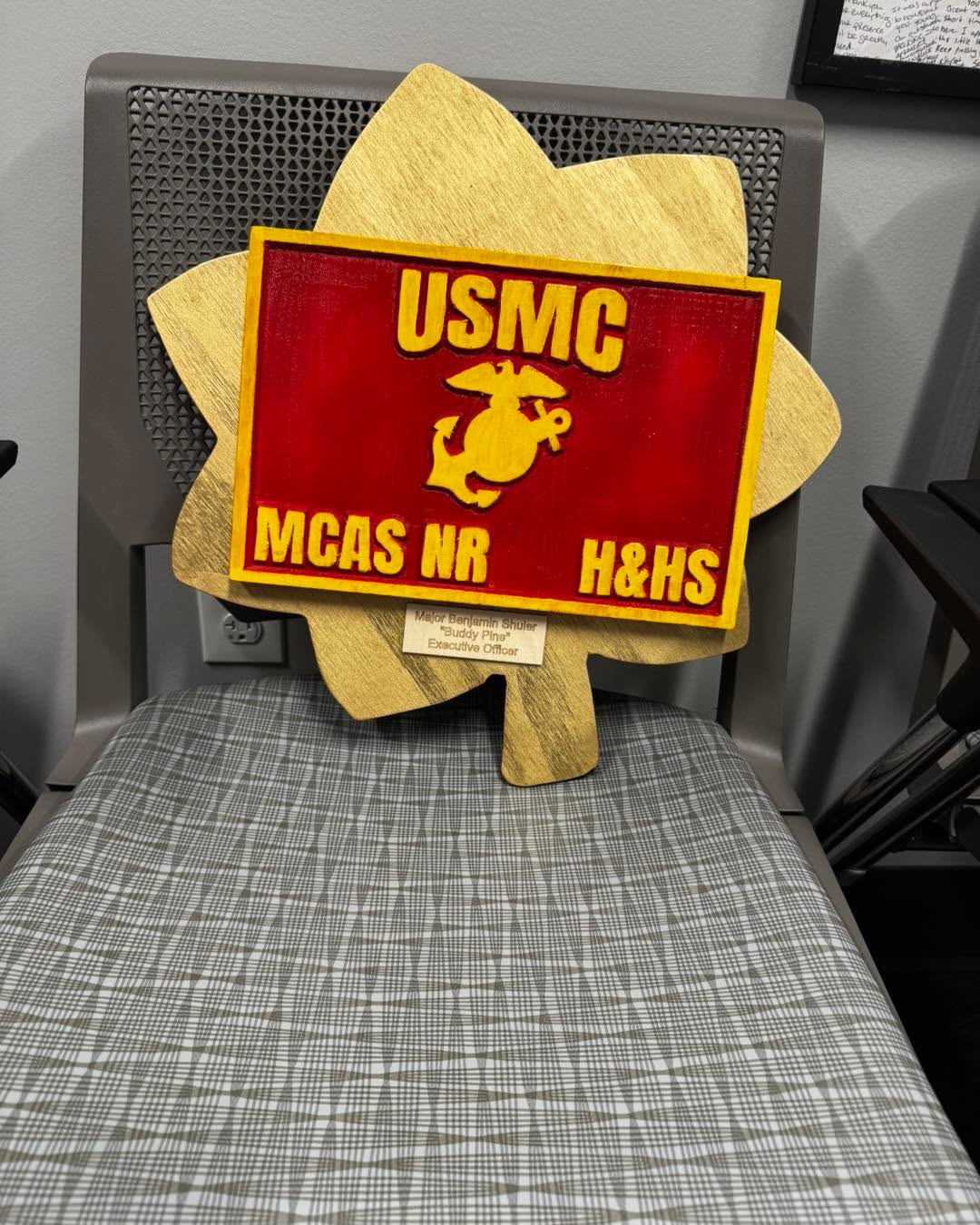 When your boss is moving on, you need a gift that is most fitting for him.
#usmcgiftguide #VeteranOwnedBusiness #DoubletsWoodEmporium #PCSgift #MilitaryGift #usmcgift #sincereleadership #sincereleadershipneeded #usmcgiftideas