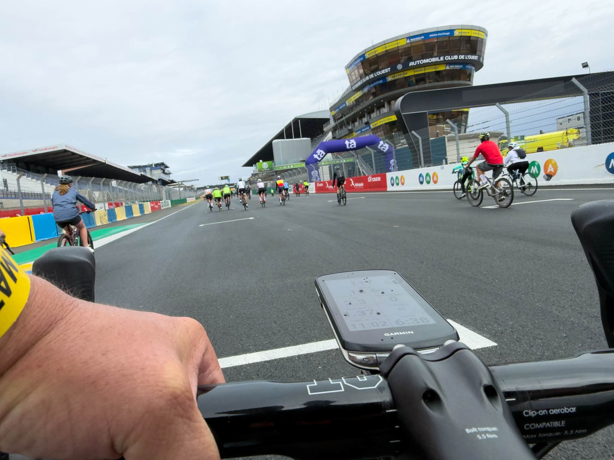 Just a quick spin around the Le Mans 24hr track. What an awesome experience. Shame I didn’t have my motorbike.