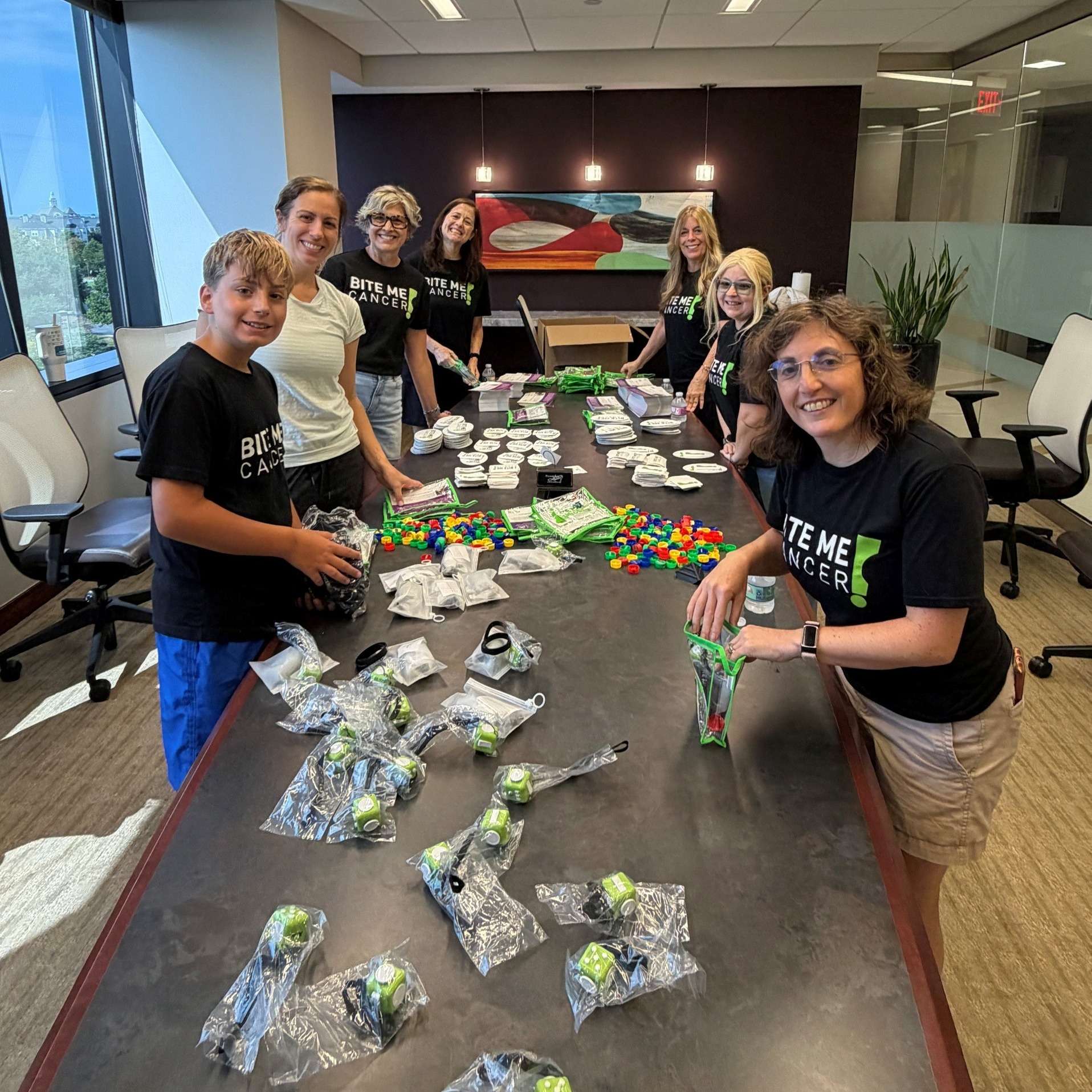 Last Saturday, we assembled 350 Teen Support Bags with an amazing group of dedicated volunteers! As we wind down the foundation, we will miss these times together! Our last bag stuffing will be in November. 💚
