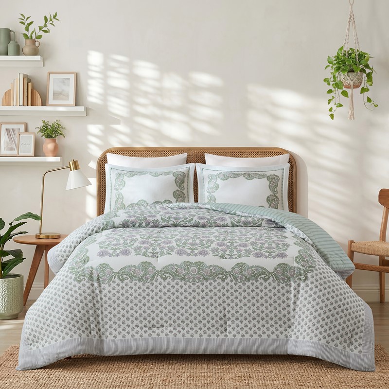 The new Tilly Duvet Set from INK+IVY brings heritage-inspired design and modern comfort together.
Inspired by traditional block-print textiles, Tilly features delicate floral motifs, paisley-inspired borders, and a calming palette of sage, blush, and warm neutrals. The cotton-rich dobby texture and reversible design create a versatile bedding option with lasting appeal.
A sophisticated addition for retailers seeking premium bedding styles with timeless design.#Olliix #WholesaleHome #PremiumBedding #HomeTextiles #ModernOrganic #InteriorTrends #RetailBusiness
EXPLORE PREMIUM BEDDING →olliix.com