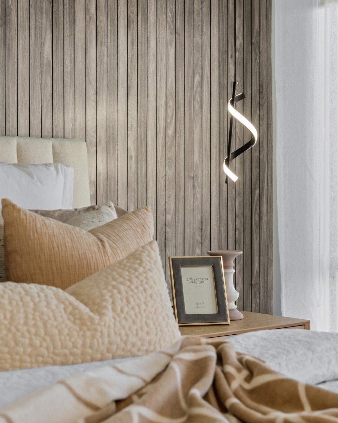 Sometimes it’s the details that make you stop and look twice.
From the finishes and textures to the little design choices throughout the home, these are the elements that add character and make a space feel considered.
A closer look at 20 Ridings Street, Sunnybank.
