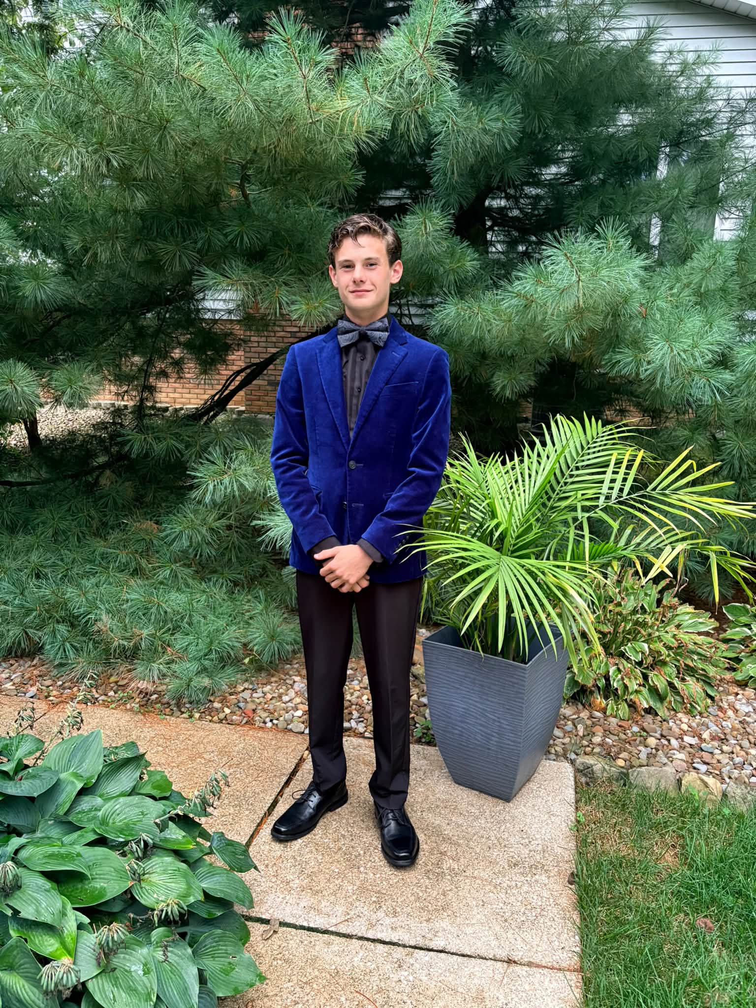 Freshman Homecoming is in the books! 🕺💃
BUT…the ask happened just 24 hours before the dance, and we weren’t notified until 10 p.m. the night before! 😂 Apparently that’s how 14 year old boys roll! Flowers were purchased, we made a corsage —and when I say “we,” I mean Mishelle! Thankfully, they both already had tickets.
No fancy pictures because the whole thing came together about two hours before the dance…but he was thrilled and had an absolute blast! That’s what matters! 🧡