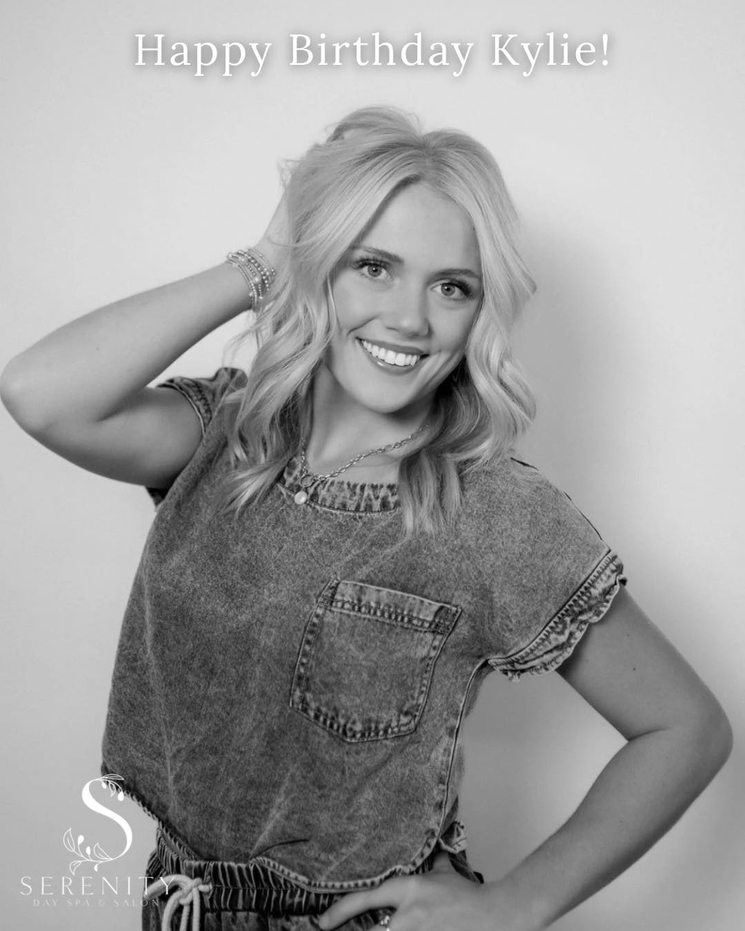 Happy Birthday, Kylie! 🎉
From receptionist, to apprentice, to an amazing stylist-watching you grow has been so special! ✨ We’re so proud of how far you’ve come and the incredible talent, heart, and passion you bring to Serenity every day. We love you! 🤍
#SAU #magnolia #salonandspa #treatyourself #giftsforher