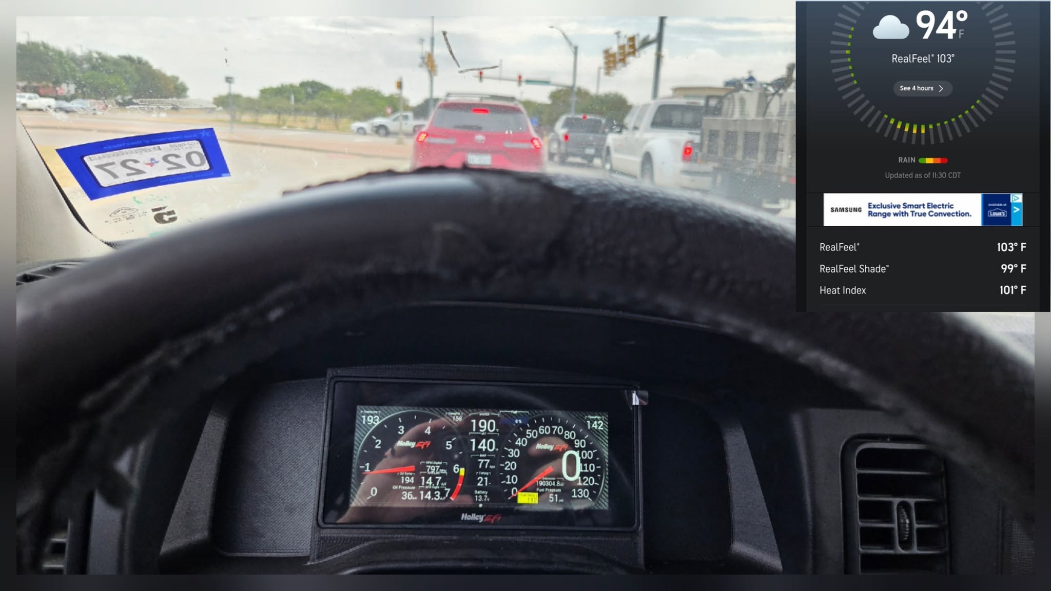 Racers are sweating it out in the heat! βοΈπ‘οΈ
94Β° weather isn't stopping Steve McDermott Jr. from tuning fuel and keeping the engine dialed in. Hot pavement and high temps mean every adjustment counts!
#rockymountainraceweek #rmrw #fueltuning #hotlap #dragracing