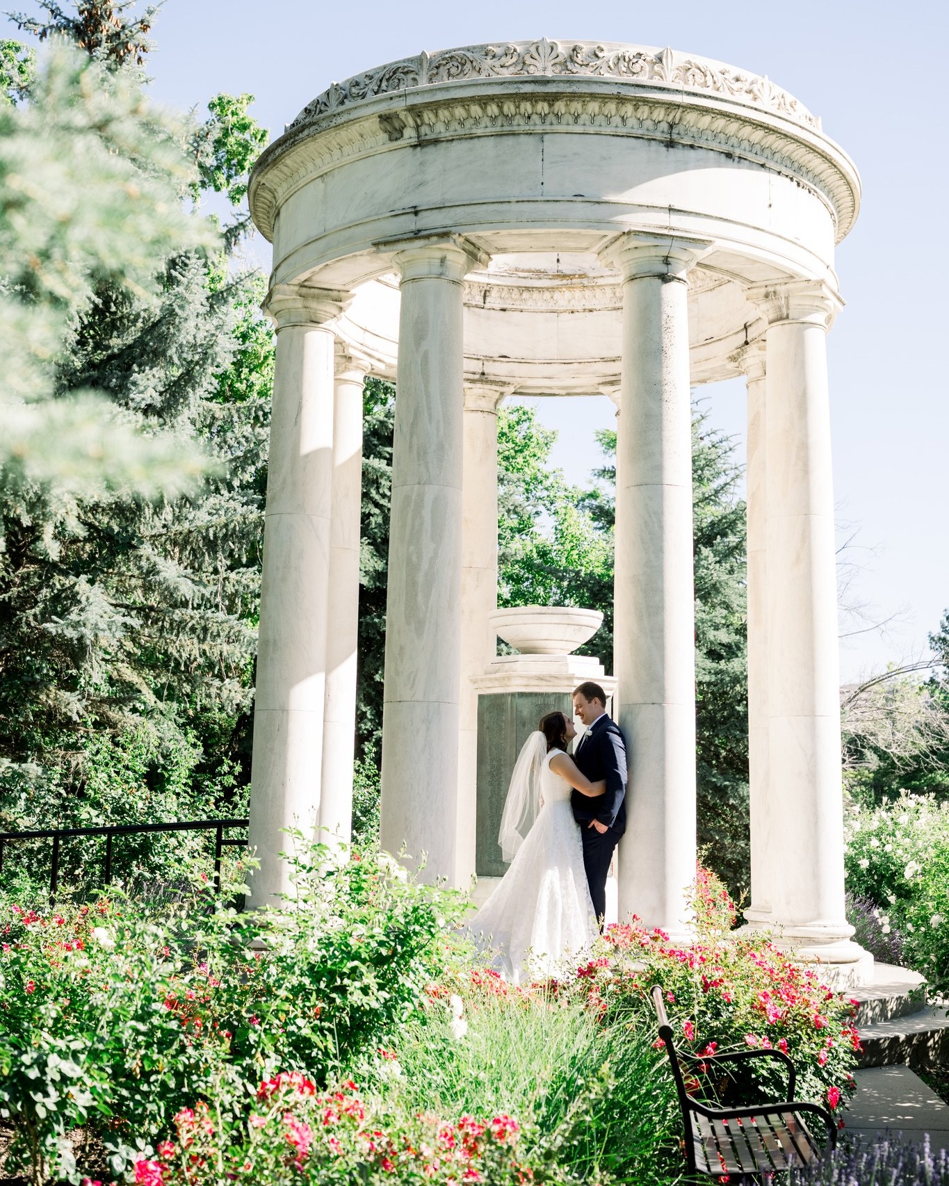 A beautiful venue surrounded by a beautiful park means endless photo opportunities! β¨ We are loving these photos from a June reception at Memorial House.
Photographer: @kristinacurtisphotography
Planner/Florist: @amandachapmandesign
#utahweddings #utaheventvenue #slcweddings #slceventvenue