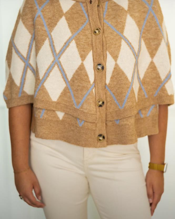 The cutest Fall sweater set!π