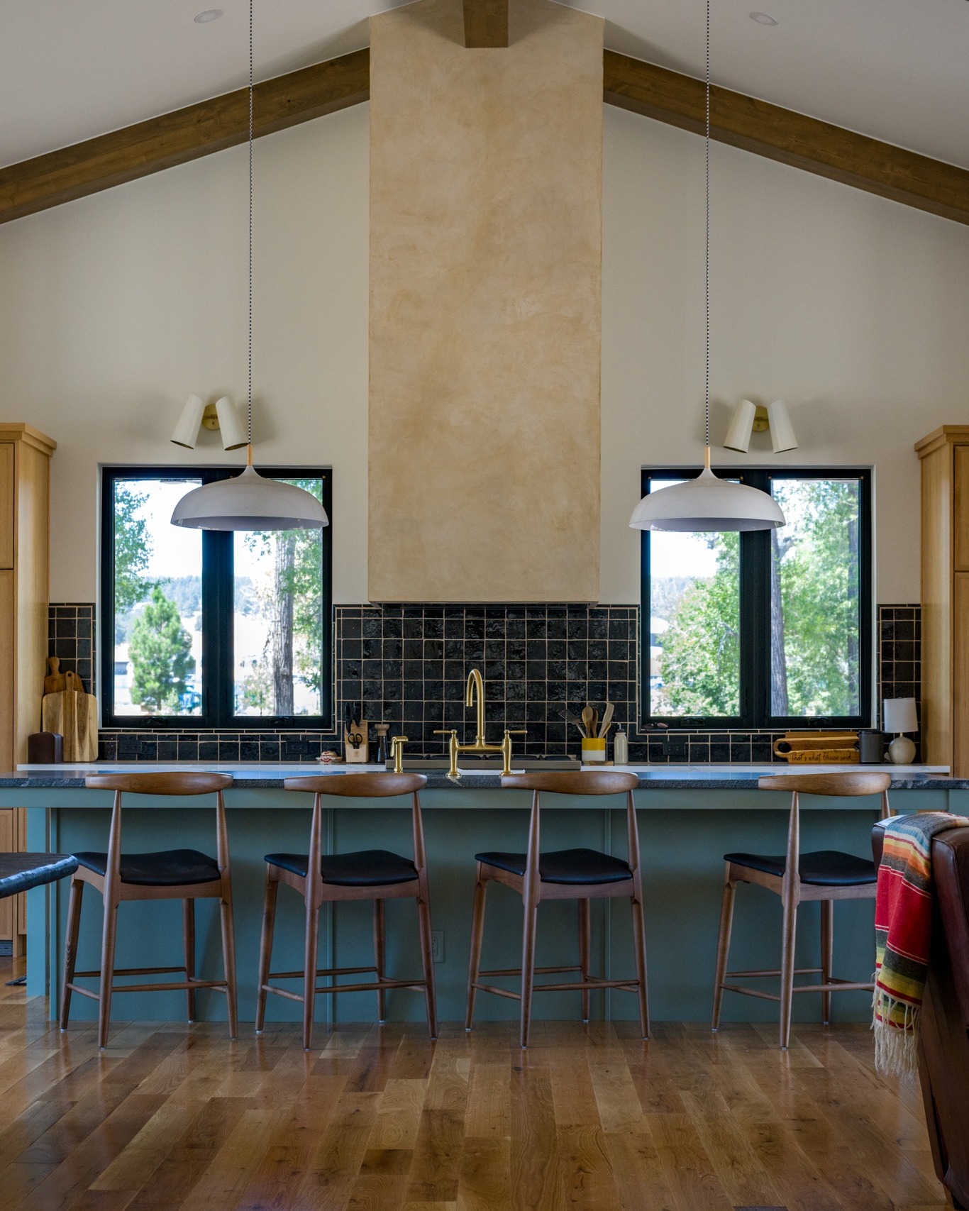 Good interior design is often about finding the right balance. This kitchen brings together warm wood tones, deep tile, soft cabinetry, and natural light to create a space that feels both grounded and inviting. From the custom details to the overall composition, every element works together to make the kitchen feel connected to the home around it.
👀 Have a project worth showcasing? Let’s create photography that highlights the details and craftsmanship behind your design.
#InteriorPhotography #ArchitecturalPhotography #KitchenDesign #InteriorDesign #HomeDesign #ArchitecturePhotography #DesignDetails #ColoradoPhotographer @bwdconstruction