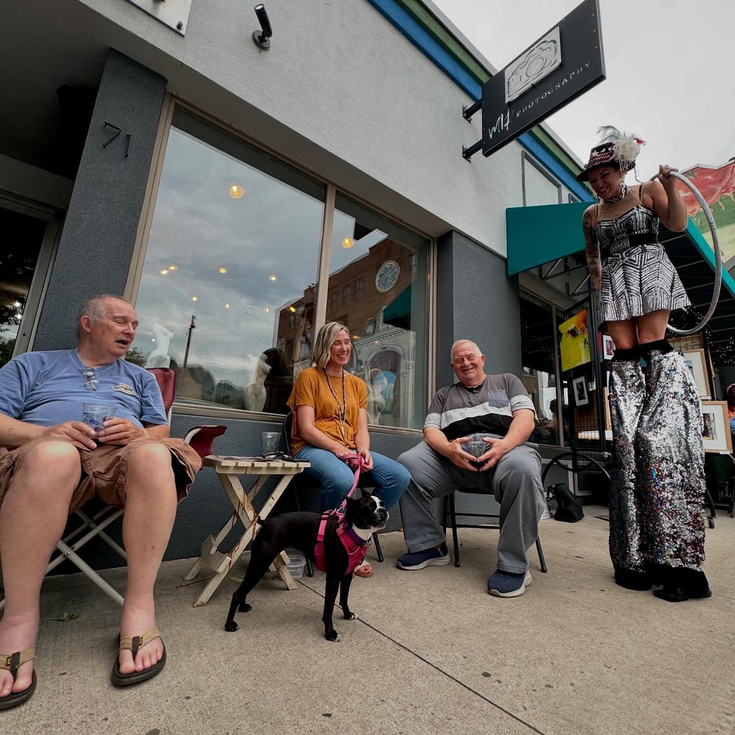 ART. MUSIC. SHOPPING. DINING.
There’s plenty to enjoy during our next Second Friday Art Walk in Downtown Pittston!
Join us Friday, September 11 from 5PM–8PM for an evening featuring local artists and craft vendors, live music, special deals, and plenty of opportunities to shop and explore our downtown businesses.
Stop by your favorite local restaurant for dinner, discover something new at a downtown shop, and enjoy an evening supporting the artists, makers, and small businesses that make Pittston unique.
Friday, September 11 | 5PM–8PM