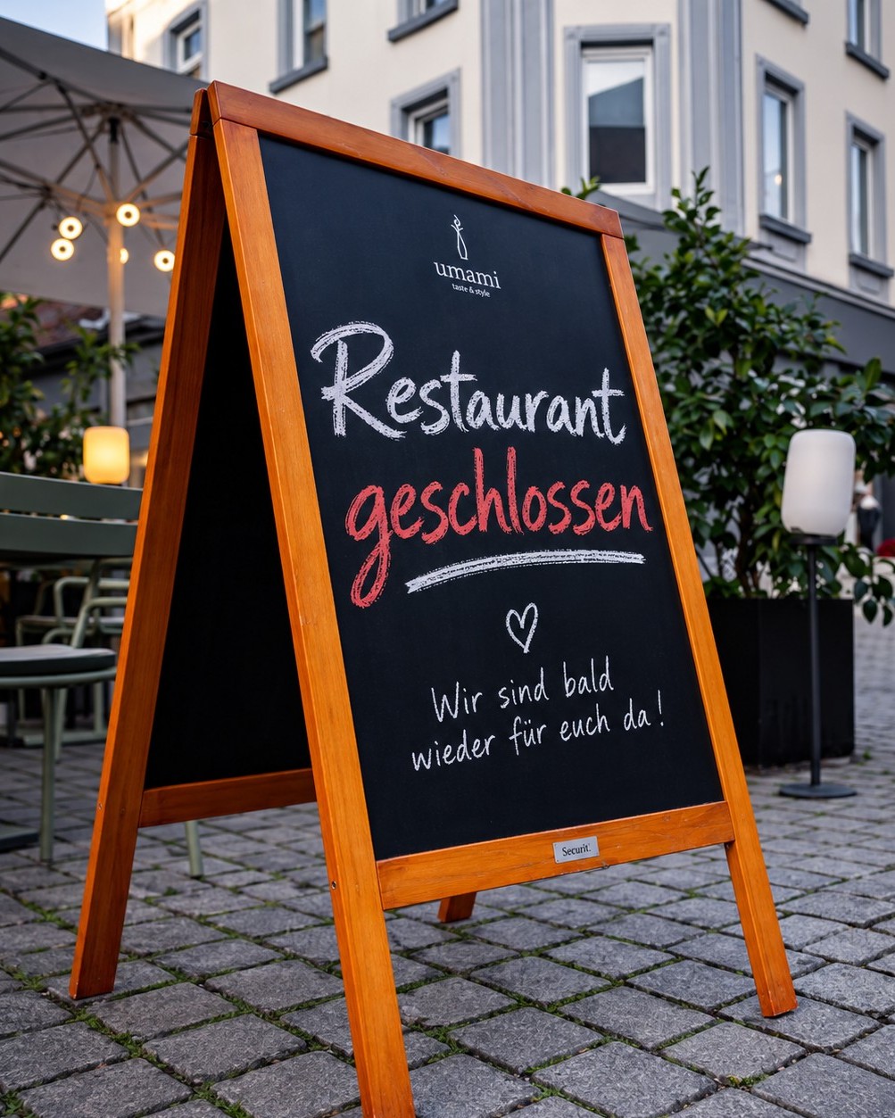 *Update*
Bis voraussichtlich einschließlich 28.09.26 geschlossen!
Unser Restaurant bleibt vorübergehend geschlossen. Wir freuen uns schon darauf, euch bald wieder bei uns begrüßen und mit euren Lieblingsgerichten verwöhnen zu dürfen. ❤️
Bis ganz bald – euer Umami-Team!
#Umami #Konstanz #Sushi #RestaurantKonstanz
