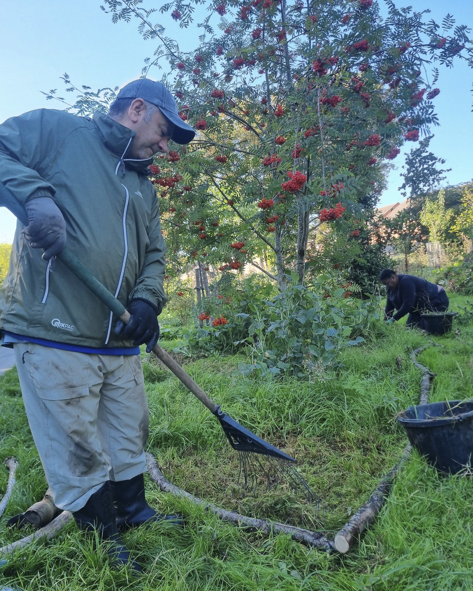 Welcome back to #KingdomForestGarden in #Stirchley! Another week passed and despite it being late September, the vegetation has really started growing. We have a session here most Monday mornings if you'd like to join us!