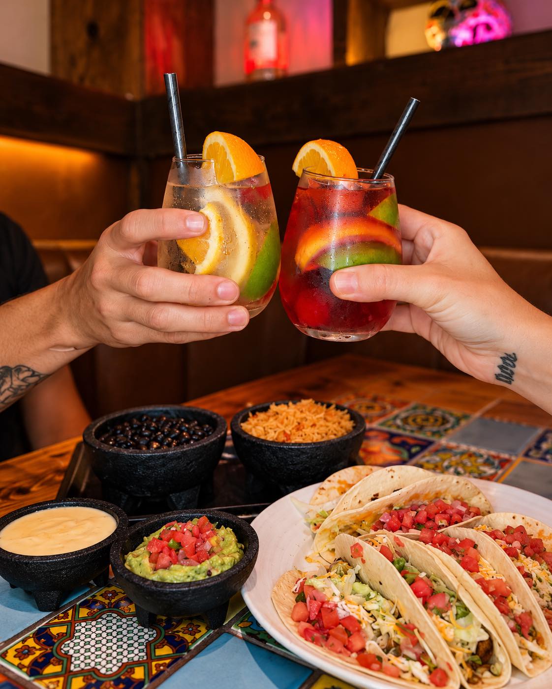 Sundays are better with sangria + tacos 🍹🌮
Sip on $15 bottomless sangria and share our $30 Cabo’s Fiesta Platter loaded with 8 tacos, rice & beans, queso, and guacamole.