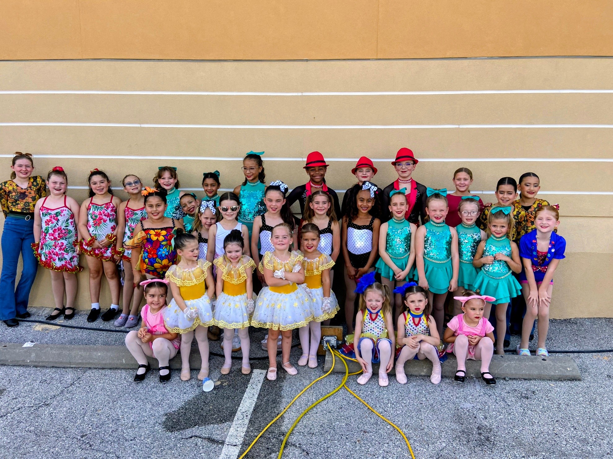 We had such a fun time performing @santacaligon yesterday! Our students braved the heat and sun to put on a great performance for our community. Thank you to the stage and music crew at the Community Stage for helping our students stay cool! πβ€οΈπβ€οΈ #theCCDcollaboration #CCDlove