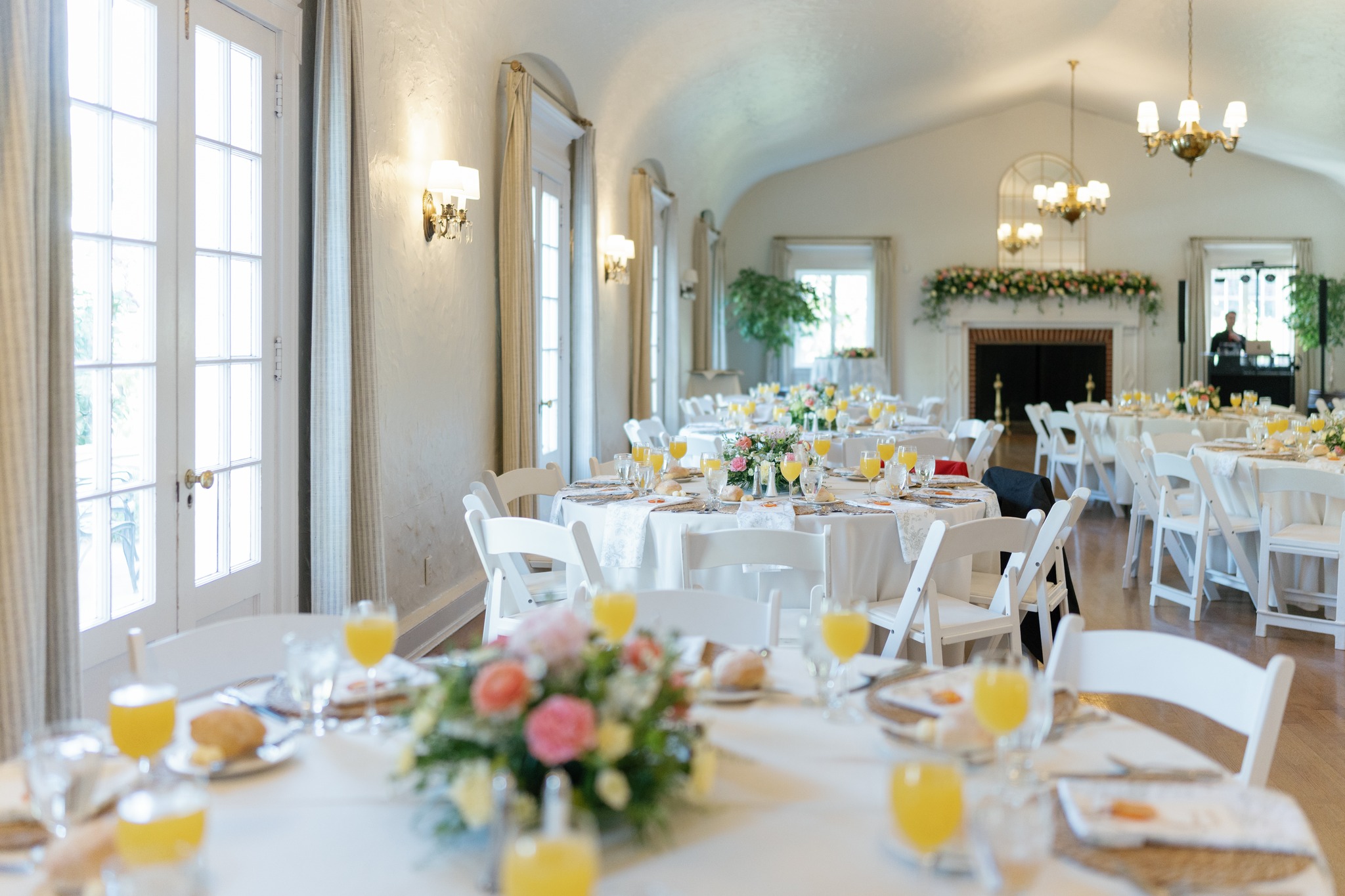 Gorgeous details from a May reception at Memorial House!
Photographer: @pineandpeonyphotoandfilm
Planners: @normanweddings @violetta.normanweddings
Catering: @utahfoodservices
DJ: @bestdjinutah
Flowers: @budsbloomsandblossoms
Bistro Outdoor Lighting: @moonlightutah
#utahweddingvenue #utaheventvenue #utahweddings #slcweddings #utahbride