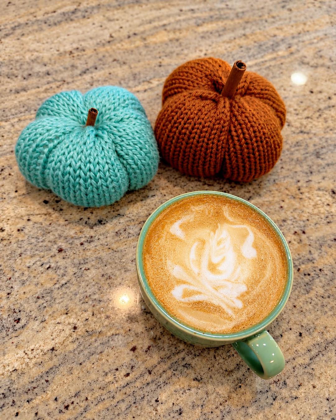 It’s the 1st day of Fall! 🍂🍁
Of course, we’ve been celebrating Fall since the beginning of September 🤭 but now we can officially say… HAPPY FALL, Y’ALL! 🍁🤎
Come try something tasty from our Fall menu! 😋☕️