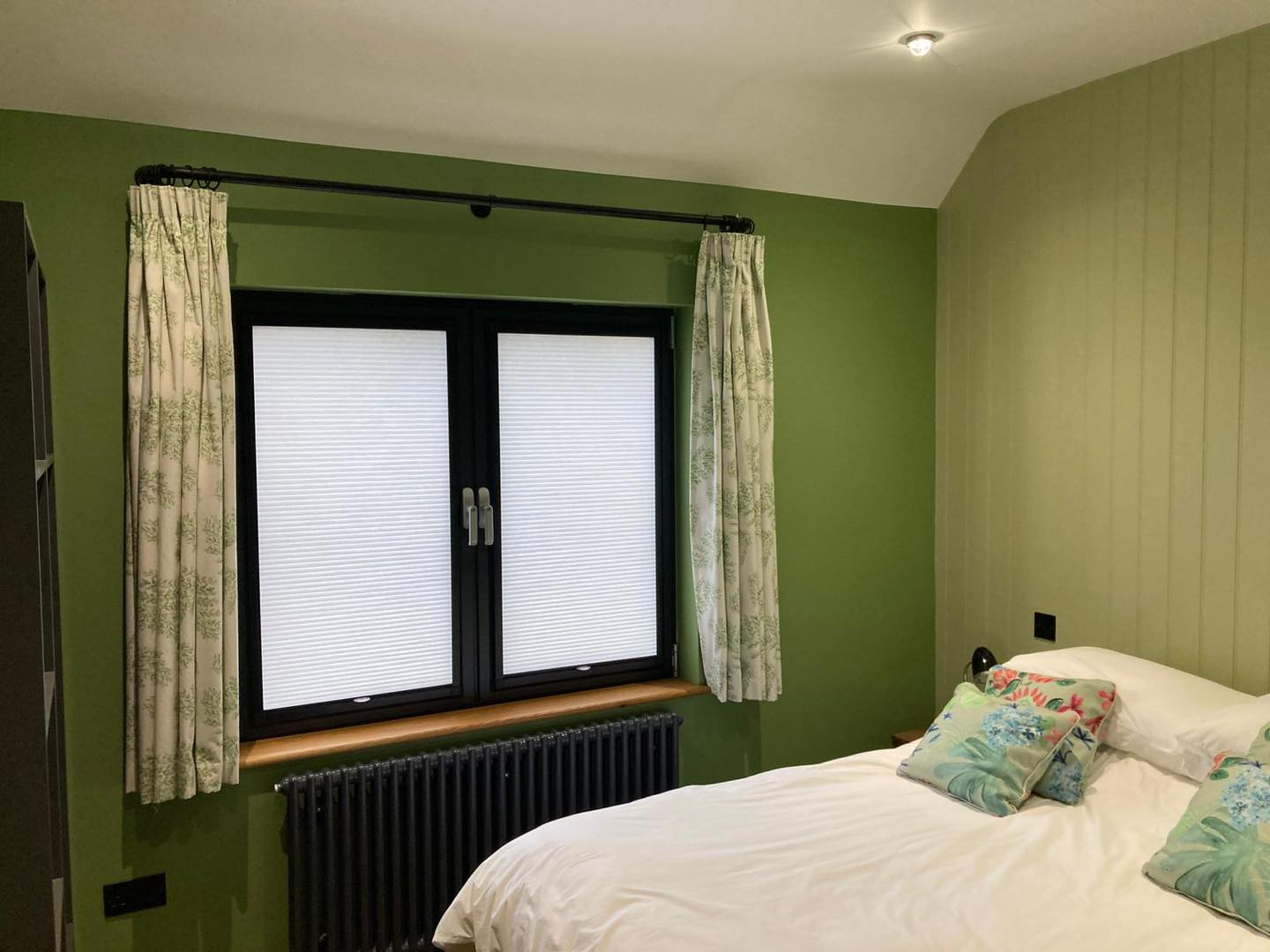How do you let the light in but keep your privacy?
Introducing voile/sheer fabrics! Sheets are available in a range of different styles- either Duette (honeycomb) blinds, roller blinds, roman blinds or curtains. Sheer fabrics are fantastic for creating a light filtering effect and will let some of the natural daylight in, keeping the room bright, whilst still allowing for privacy.
They have become very popular and you can see why! Elegance combined with practicality.
If you’re interested in sheets or voiles email enquiries@cornishcurtains.com to speak with us about what sheer would be best for your project.
#voile #VoileCurtains #sheerblinds #sheercurtains