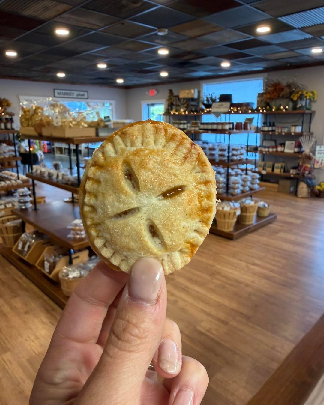 🍂 FALL has taken on the cookie shelf! 🍪🎃
And we are very okay with it. 😍
This week’s lineup is giving all the cozy fall vibes:
🎃 Soft Pumpkin Cookies with Icing — soft, sweet & perfectly pumpkin
☕ Coffee Cake Pumpkin Cookies — because coffee + pumpkin just makes sense
🍎 Apple Pie Cookies — possibly my favorite AND definitely the cutie of the bunch 🥹🍏🥧
🎨 Pumpkin Cookie Kits — part snack, part activity, an edible entertainment for the kids!
Grab a box, grab a kit, and officially kick off fall the delicious way. 🍁
📍 The Farmhouse Exchange
14802 North Franklinville Road • Thurmont, MD
🕙 Open Wednesday–Sunday, 10 AM–7 PM
Tag the friend who needs to make a cookie run with you. 👇🍪