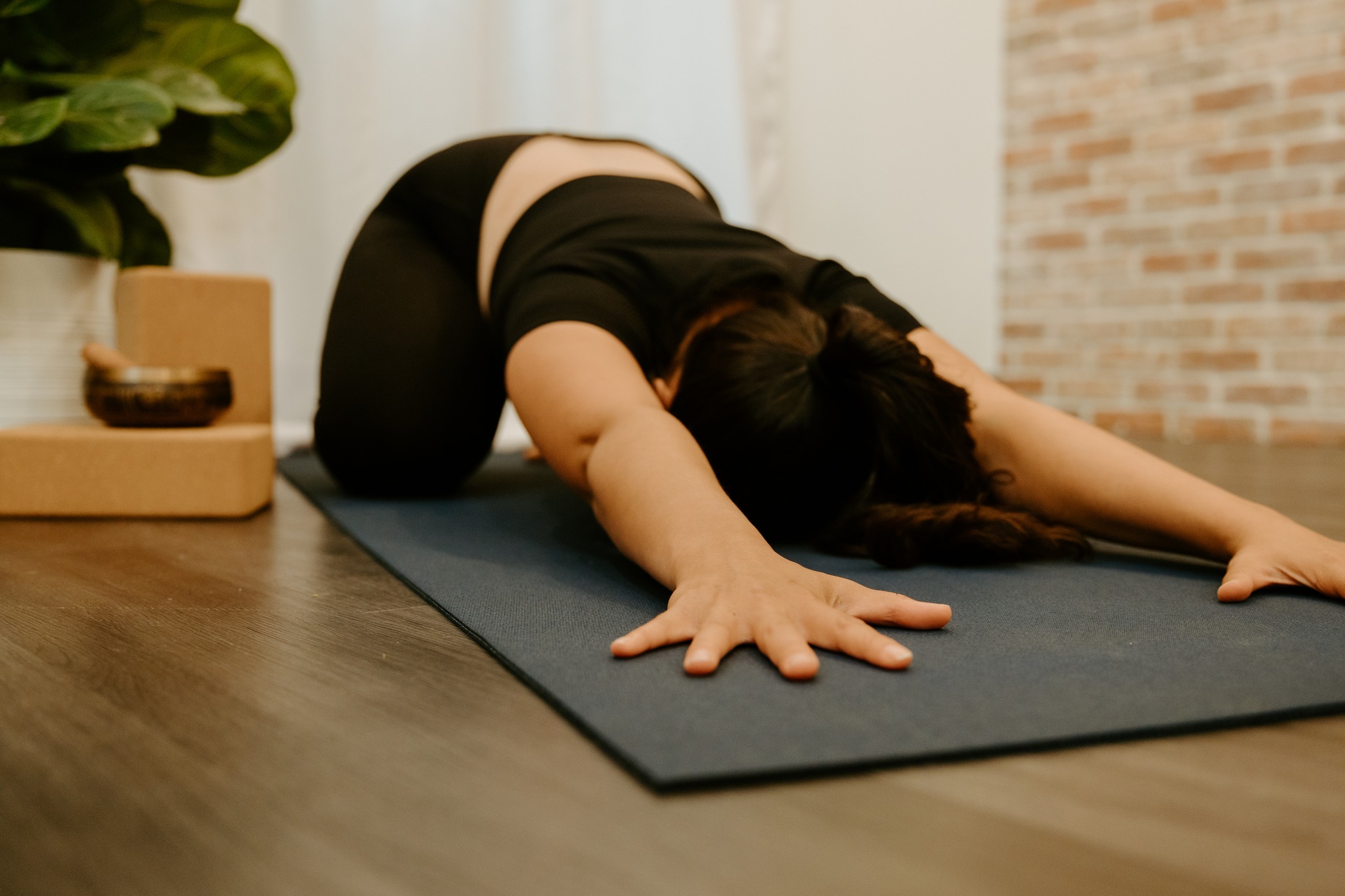 Yoga Flow at Atlas looks a little different throughout the week—but the heart of the practice stays the same.
Our signature Vinyasa Flow is offered in three different weekly formats, giving you different ways to explore movement, breath, and yourself.
🌿 Yoga Flow — a dynamic, intentional practice to move, strengthen, breathe, and explore.
🤍 Gentle Yoga Flow — the same attention to breath and movement, with a softer pace and space to meet your body where it is.
✨ Yoga Flow & Restore — move through an intentional Vinyasa practice, then slow everything down with a restorative yoga practice to deeply rest and open your body.
Three opportunities. Three different experiences. One shared intention:
To create space to connect with your body, your mind, and your breath.
Join us for class and come home to yourself.
www.atlasyogaandmovement.com
