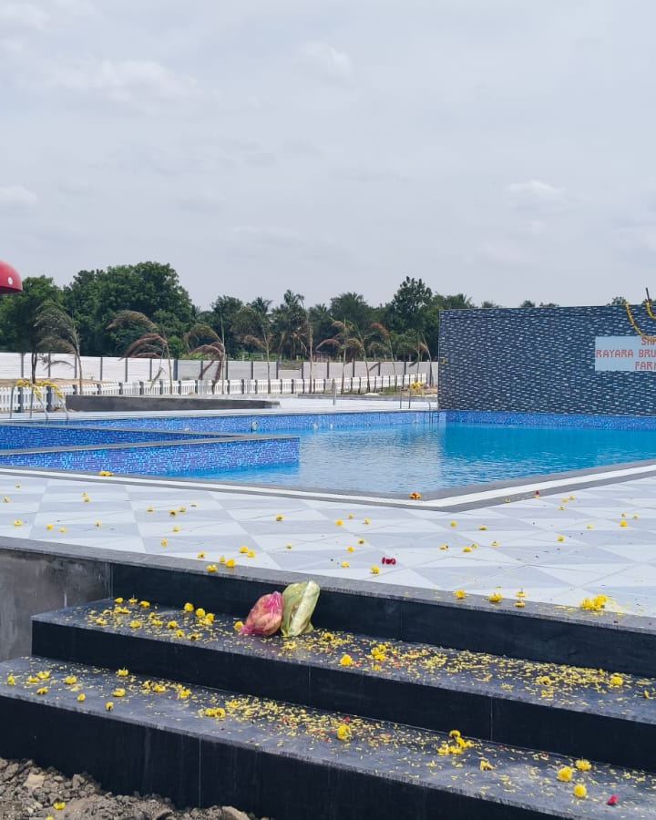 🏊♂️ Great News for Our Buyers! 🎉
The Wait Is Over — Our Swimming Pool Is Ready!
We’re thrilled to announce that the massive swimming pool at Nature Hills Mahaveer Farmlands is now ready to use! 🌊✨
It’s time to pack your swimwear, bring your loved ones and make your weekends even more memorable. ❤️
Whether it’s a refreshing morning swim, fun-filled family time or simply relaxing by the pool, your farmland weekend just got a whole lot more exciting!
💦 Massive Swimming Pool
✨ Ready to Use
🧼 Hygienically Maintained
👨👩👧👦 Perfect for Family & Friends
This is one more experience that comes with being a proud owner at Nature Hills Mahaveer Farmlands.
Your land. Your cottage. Your plantation. Now, your poolside weekends! 🌿🏡🏊♂️
Come and experience the joy of owning a place where every weekend feels like a holiday.
📲 Send a Hi on 9743080253 to know more or plan your visit.
#NatureHillsMahaveerFarmlands #SriRayaraBrundavanaFarms #SwimmingPool #PoolReady #WeekendGetaway #WeekendHome #FamilyWeekends #FarmlandLifestyle #FarmlandInvestment #ManagedFarmland #FarmLife #NatureLiving #PoolsideLife #FamilyTime #BangaloreWeekend #FarmlandNearBangalore #PremiumFarmland #SecondHome #NatureAndWealth #LifestyleInvestment #Madhugiri #BangaloreInvestments #KarnatakaRealEstate #GreenLiving #FamilyRetreat #InvestmentOpportunity #WeekendVibes #YourOwnFarm #GrowingTogether #LiveInNature
