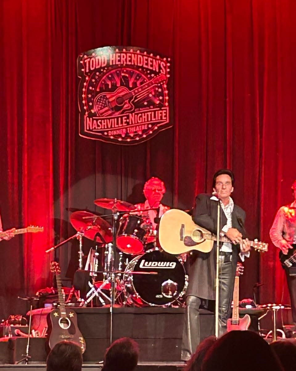 Wishing Todd a happy birthday today! Come join us tonight for our Best of Music City USA show!
