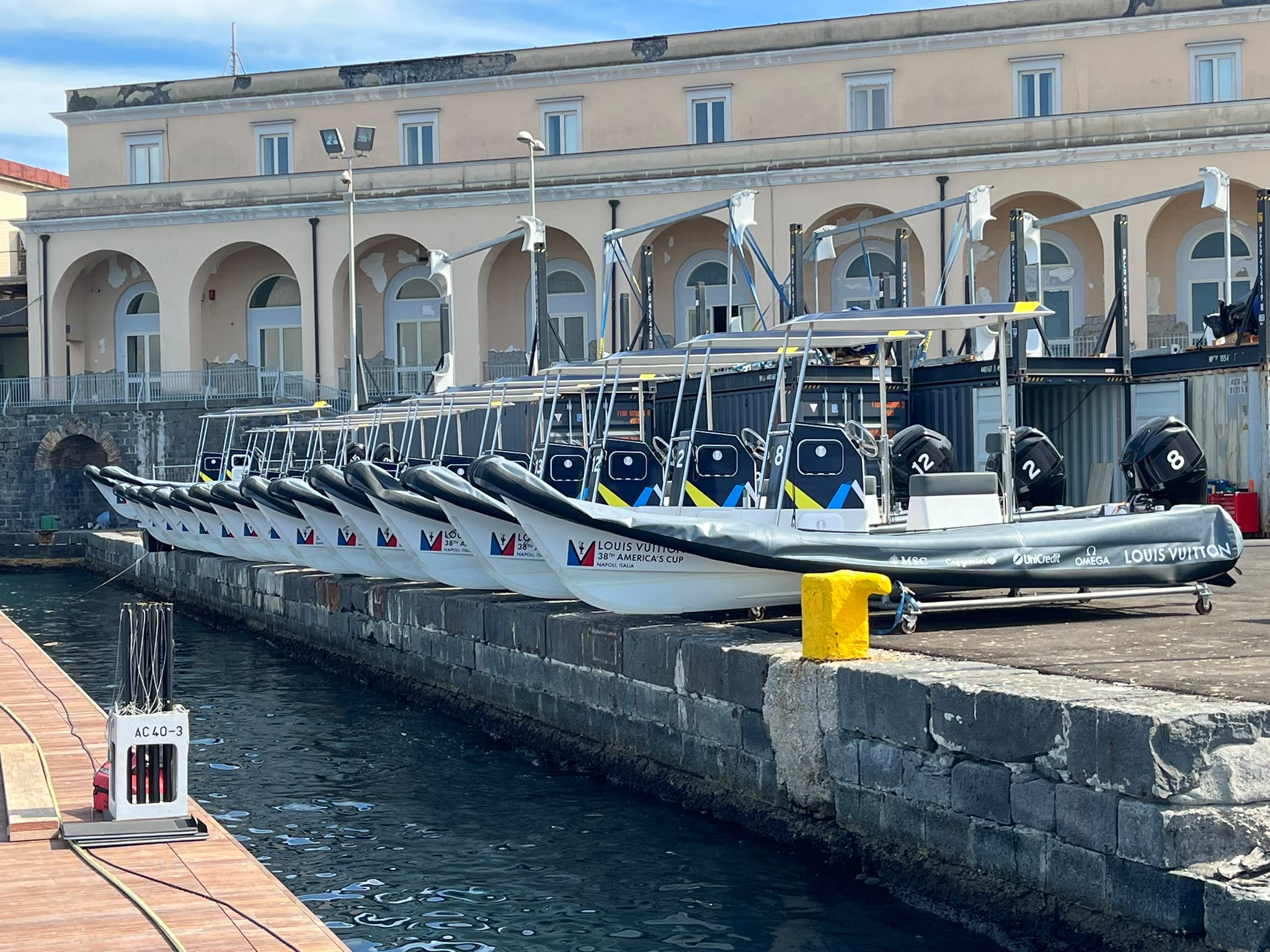 Precision 👌
A job worth doing is a job worth doing well - loving the hard work and attention to detail thats going into getting these boats and marks ready for action 👍👍👍
#ac38 #naples #