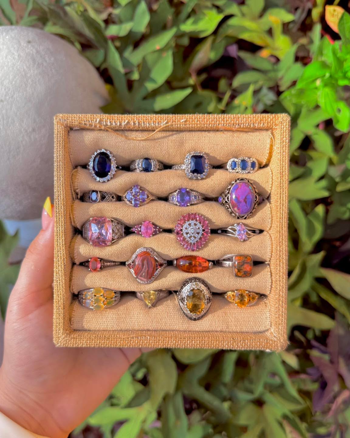The Sterling cases are stocked and ready for you to look through! 👀💍
Come find something unique today! We’re here until 5 & can’t wait to see you 💖