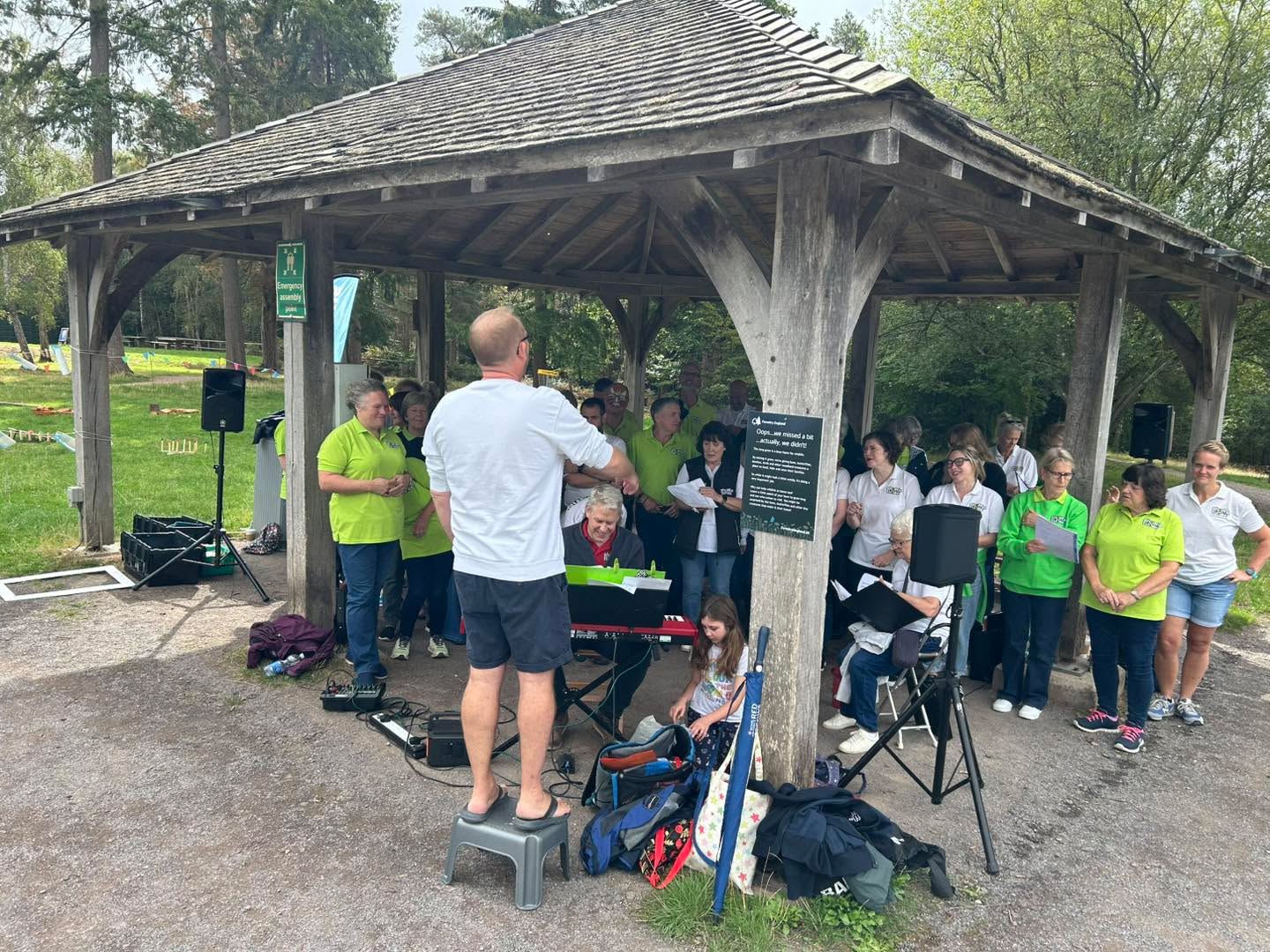 More from the weekend. This weekend we have a private care home gig. And we are really really close to having the ‘winter season’ sewn up. It’s not that I can’t say the word, I just know it does our heads in of it’s said too early…😂