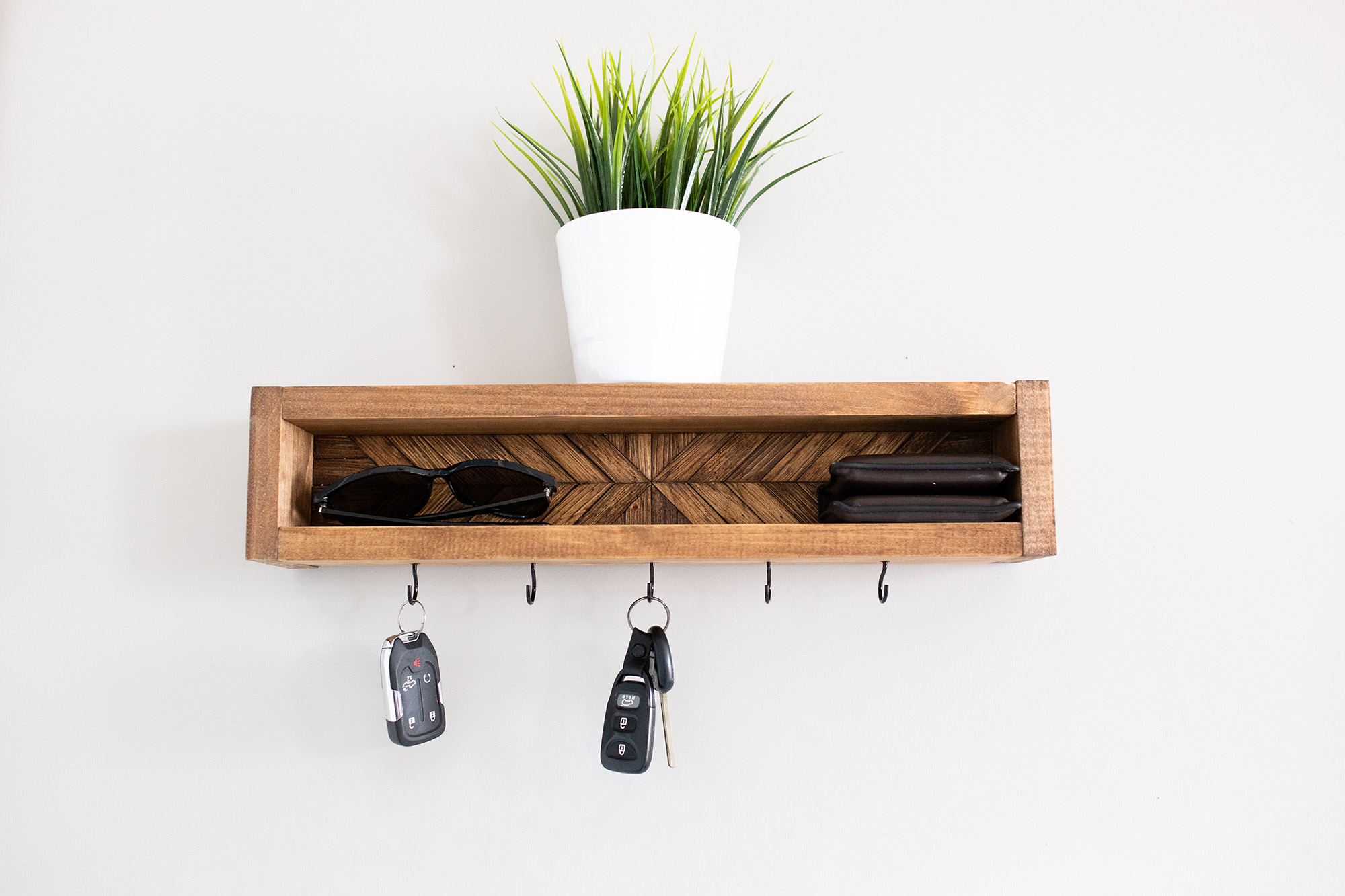 A Place for Everything — Right When You Walk In
Keep your entryway organized without sacrificing style.
Designed to make everyday life a little easier, this multi-purpose organizer gives you a convenient place for your keys, sunglasses, wallet, mail and other grab-and-go essentials — while adding a beautiful handcrafted wood accent to your space.
Perfect for an entryway, mudroom, foyer, hallway or small space, each piece is handcrafted with attention to detail and designed to be both functional and beautiful.
-Handmade wood construction
- Multiple hooks for keys
-Built-in storage shelf
-Functional home décor
🇨🇦 Handmade in Niagara, Ontario
Looking for a custom wooden key holder, entryway organizer or housewarming gift?
Organize your space. Elevate your entryway. Make it yours.
BRILLIANTJO-B
Custom Woodwork • Art • Laser Engraving
#BrilliantJoB #EntrywayOrganizer #KeyHolder #WallKeyHolder #WoodenKeyHolder #EntrywayDecor #CustomWoodworking #HandmadeInCanada #NiagaraSmallBusiness #HomeOrganization