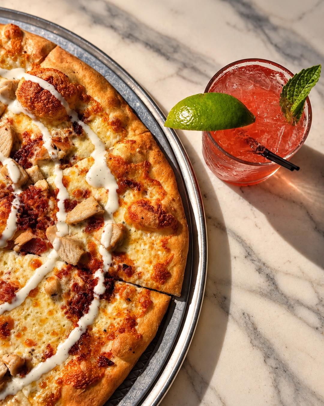 This is your sign to order the Chicken Bacon Ranch. 👀 🥓 🍕